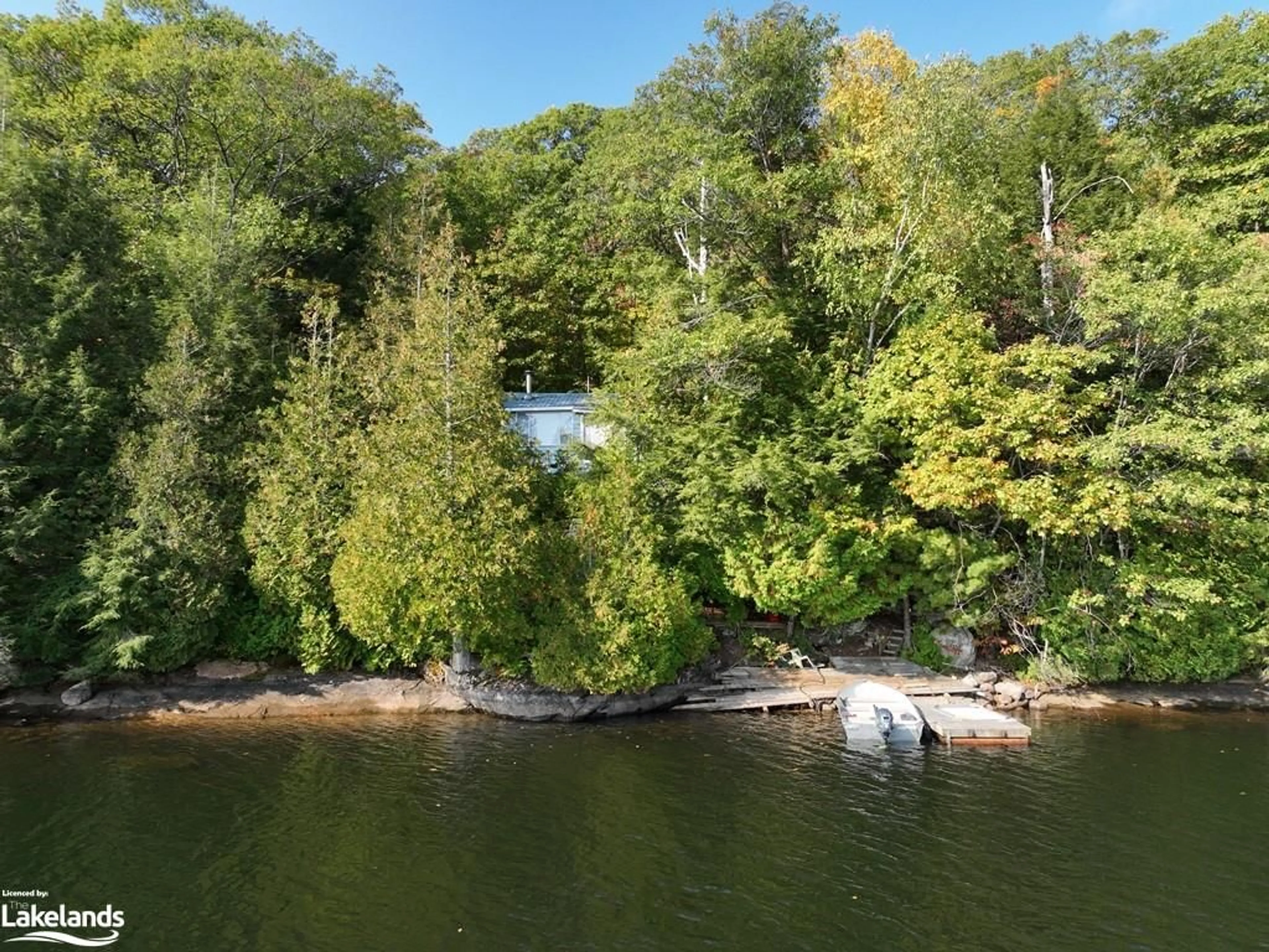 Cottage for 10689 Kawagama - Moorelands Bay - Wao, Dorset Ontario P0A 1E0