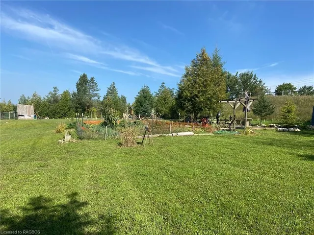 775738 Highway 10, Chatsworth (Twp) 5
