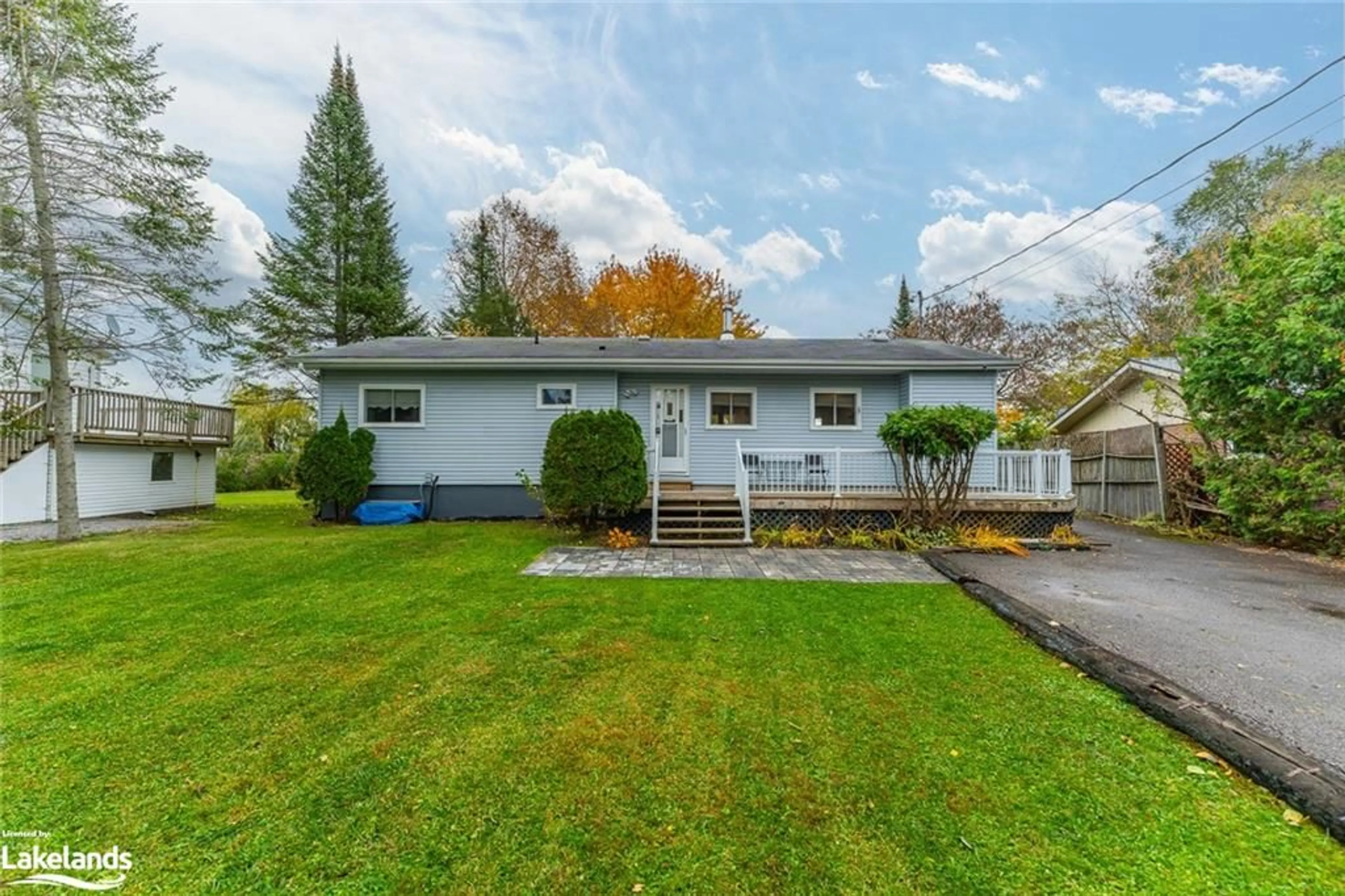 Frontside or backside of a home for 177 Beehive Dr, Cameron Ontario K0M 1G0