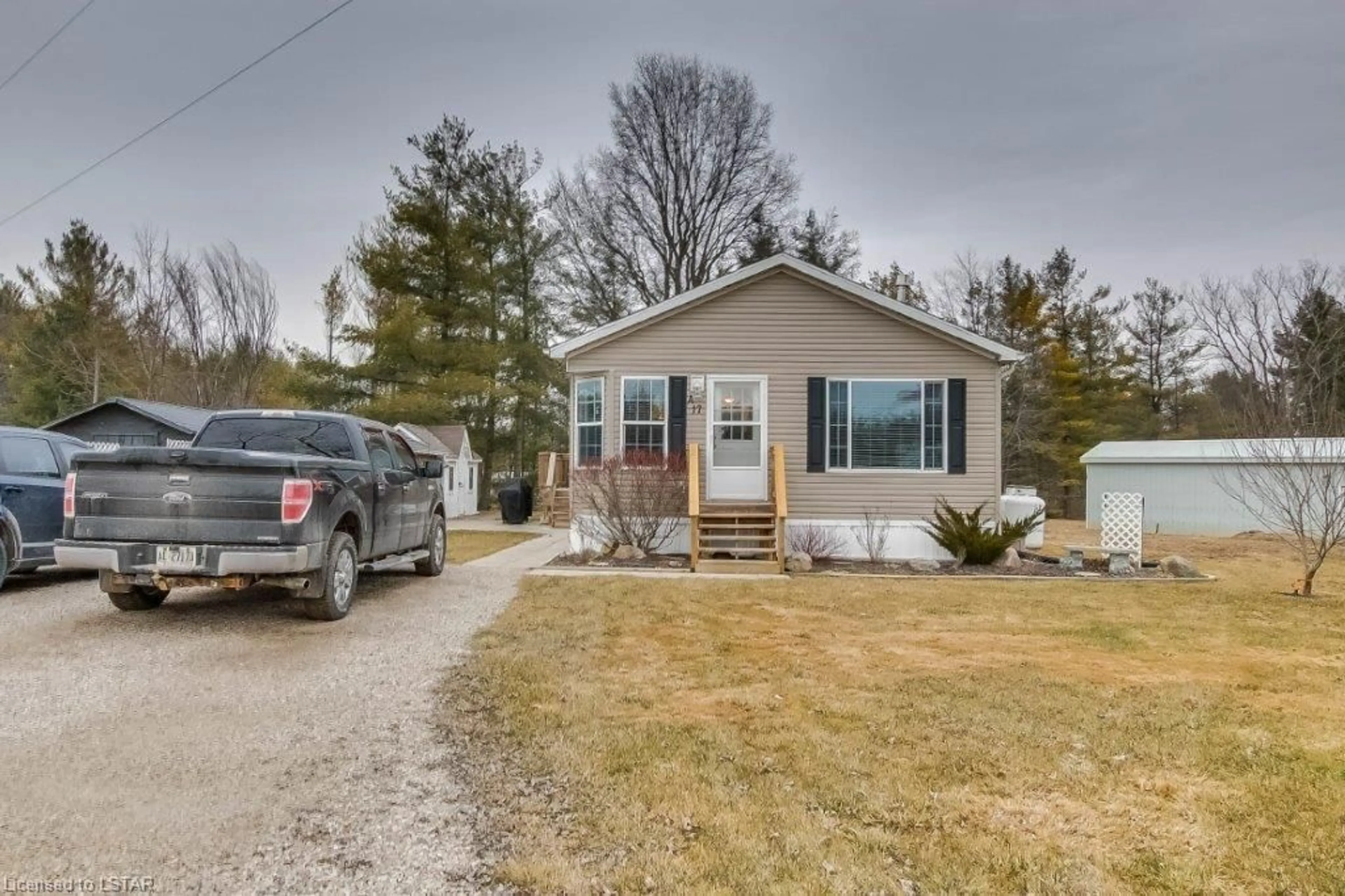 Cottage for 4838 Switzer Dr #A17, Appin Ontario N0L 1A0