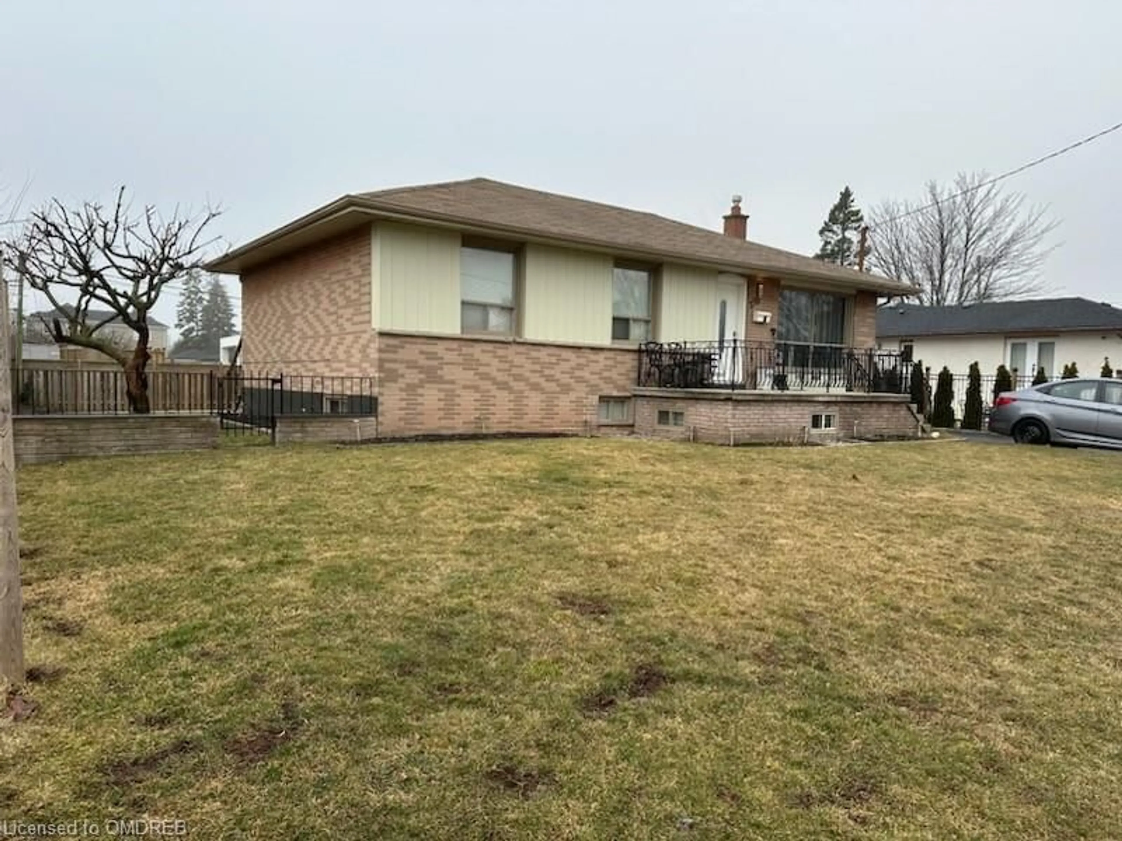 Frontside or backside of a home for 290 Morden Rd, Oakville Ontario L6K 2S5