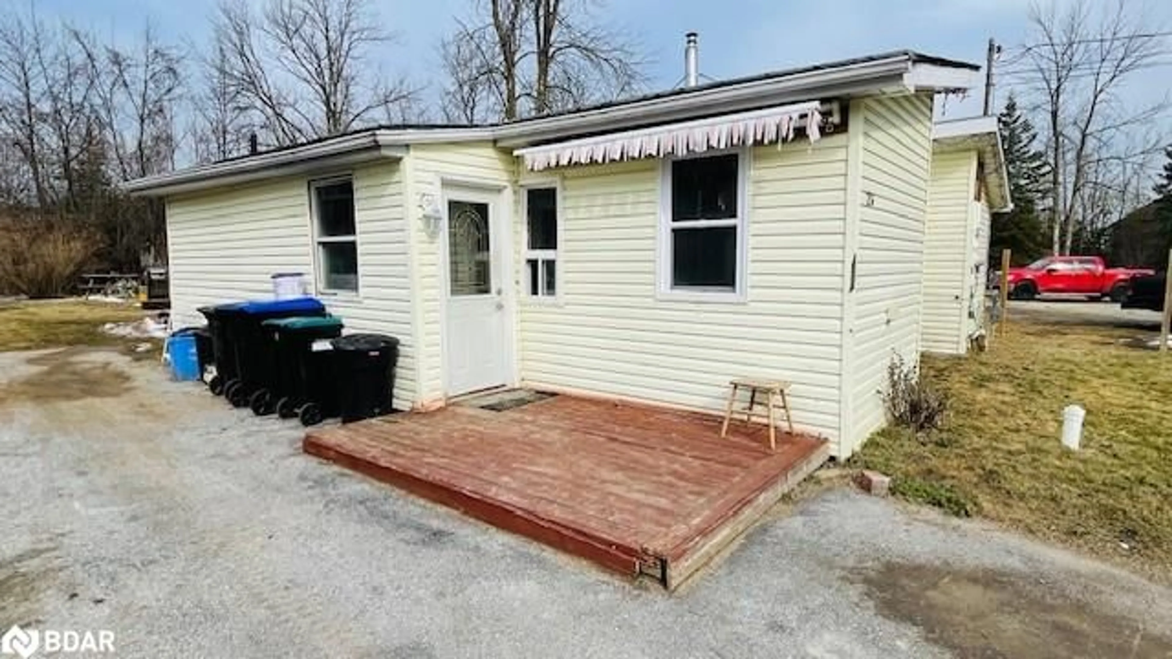 Shed for 26 George Ave, Wasaga Beach Ontario L9Z 2X9