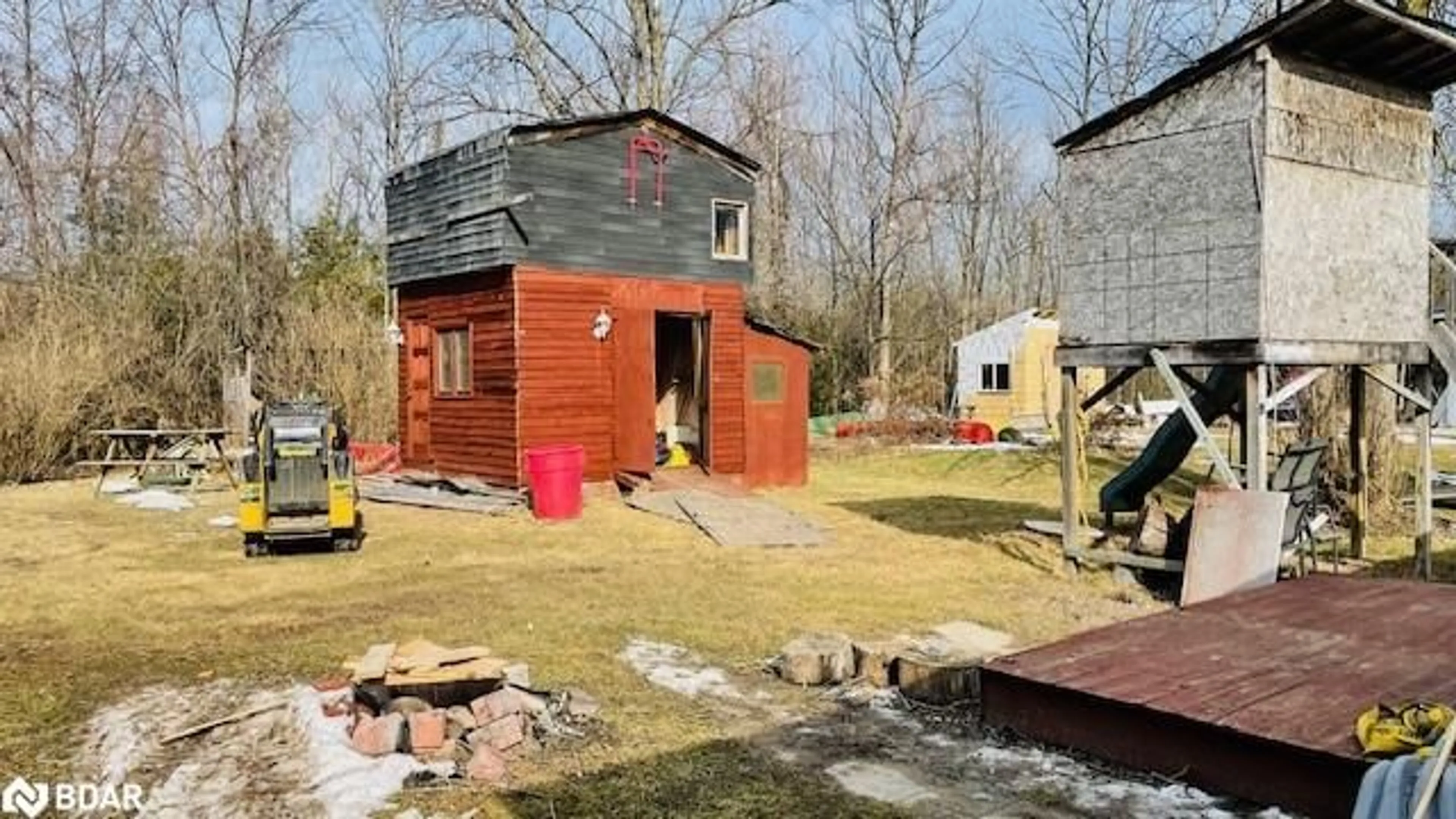 Shed for 26 George Ave, Wasaga Beach Ontario L9Z 2X9