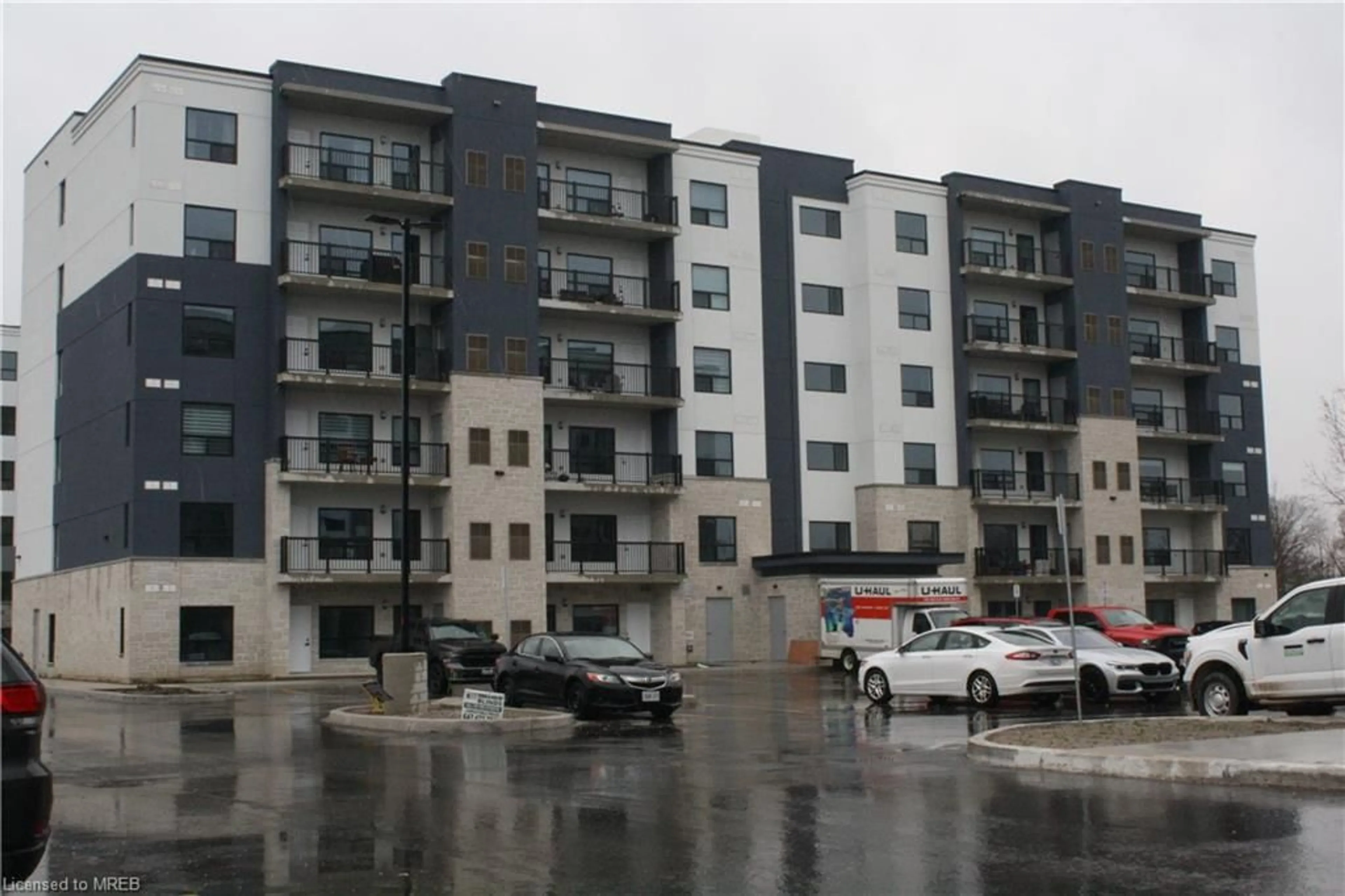 A pic from exterior of the house or condo for 3320 Stella Cres #113, Windsor Ontario N8T 0B7