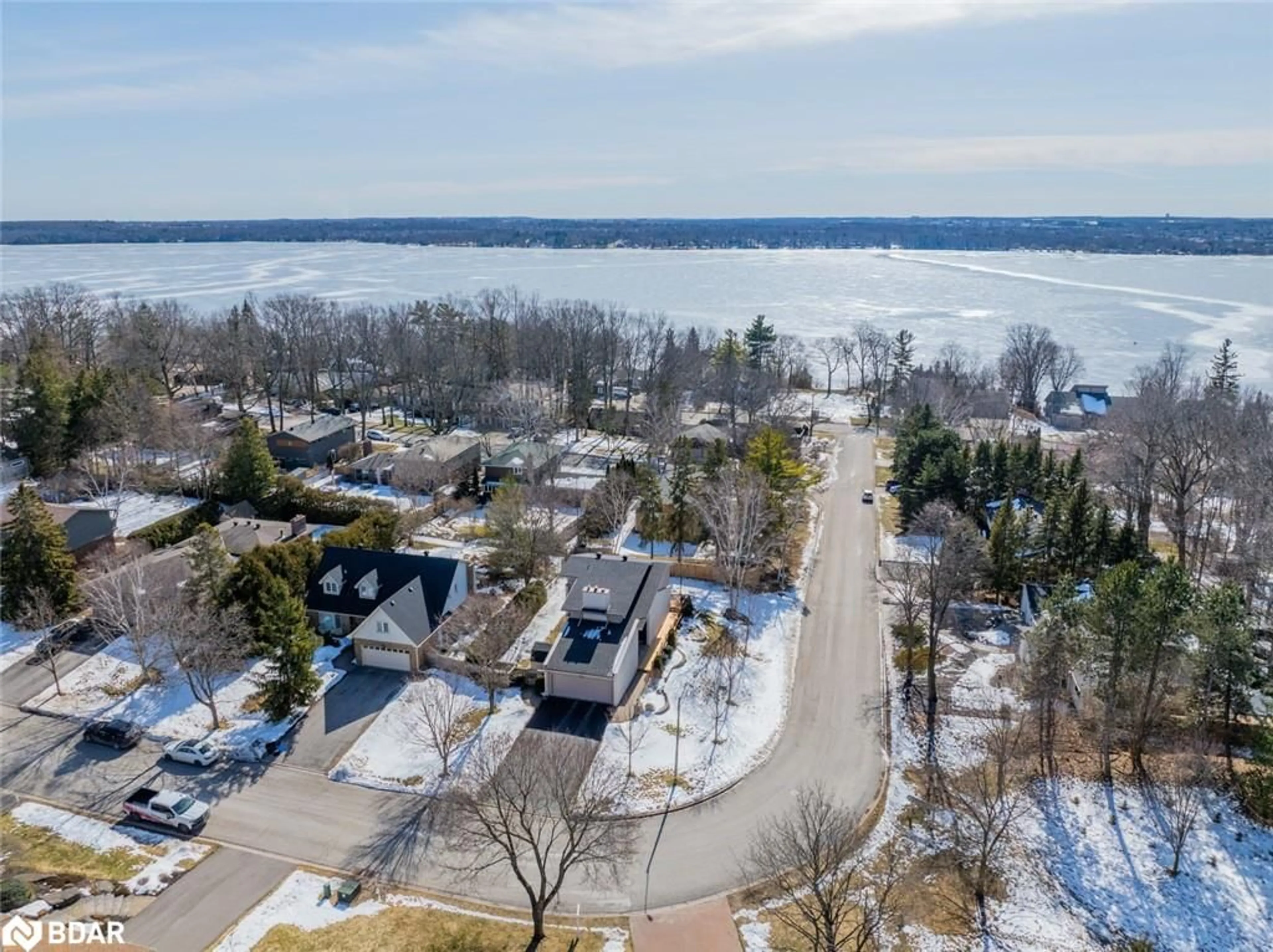 Lakeview for 19 Garrett Cres, Barrie Ontario L4M 5K7