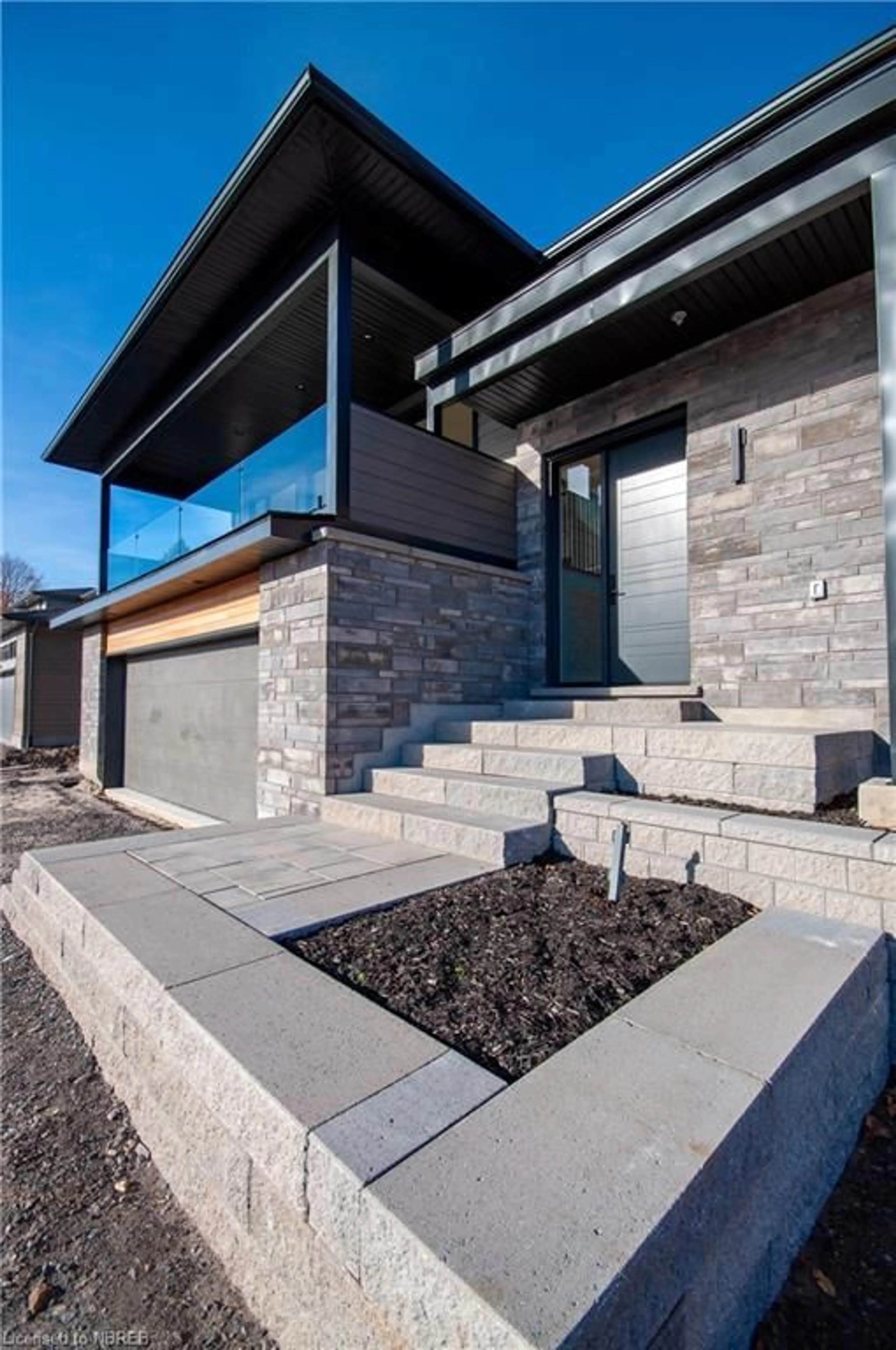 Home with brick exterior material for 29 Kenreta Dr, North Bay Ontario P1C 0A5