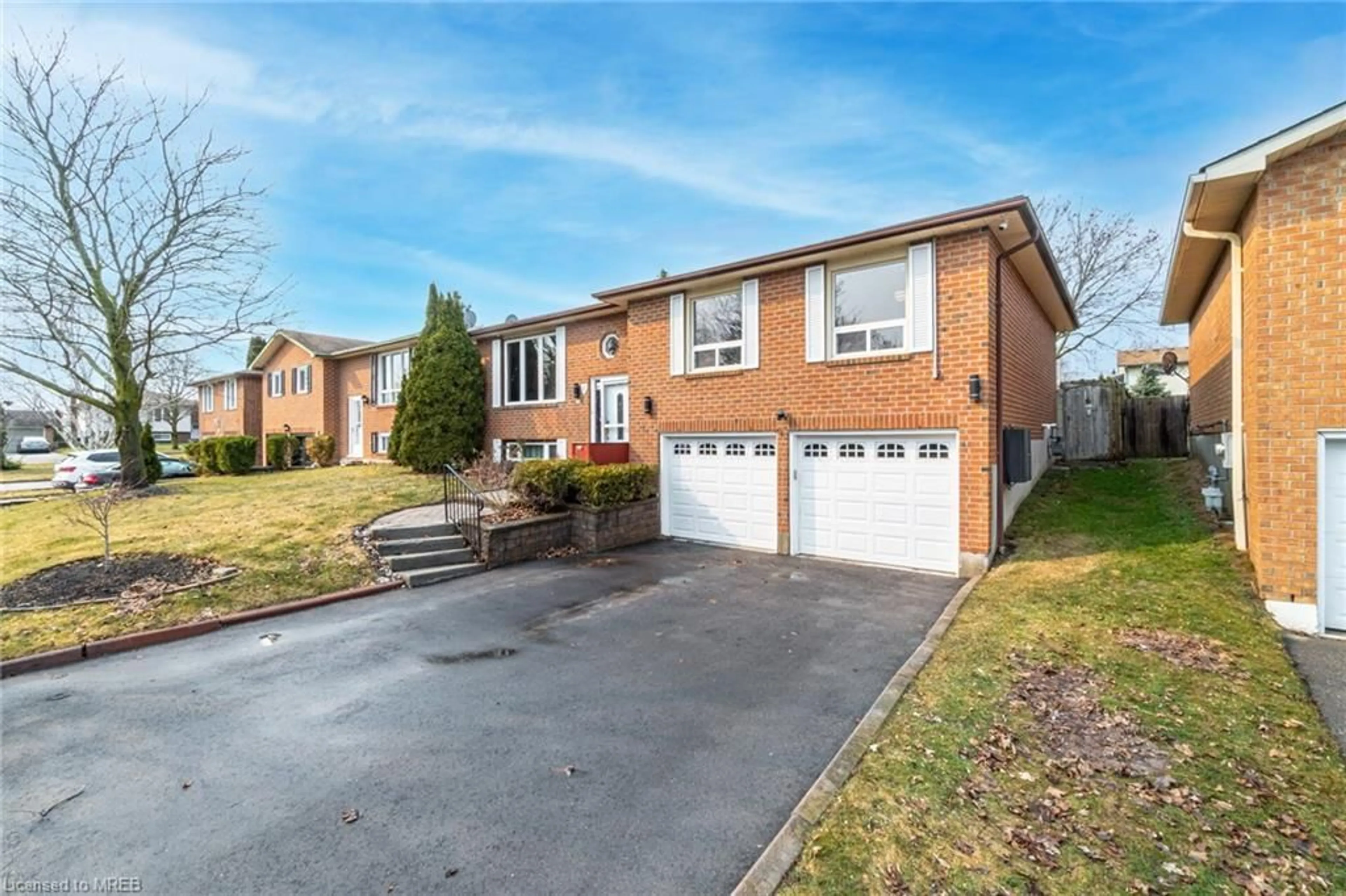 Frontside or backside of a home for 6 Ridgeview Dr, Port Perry Ontario L9L 1G8