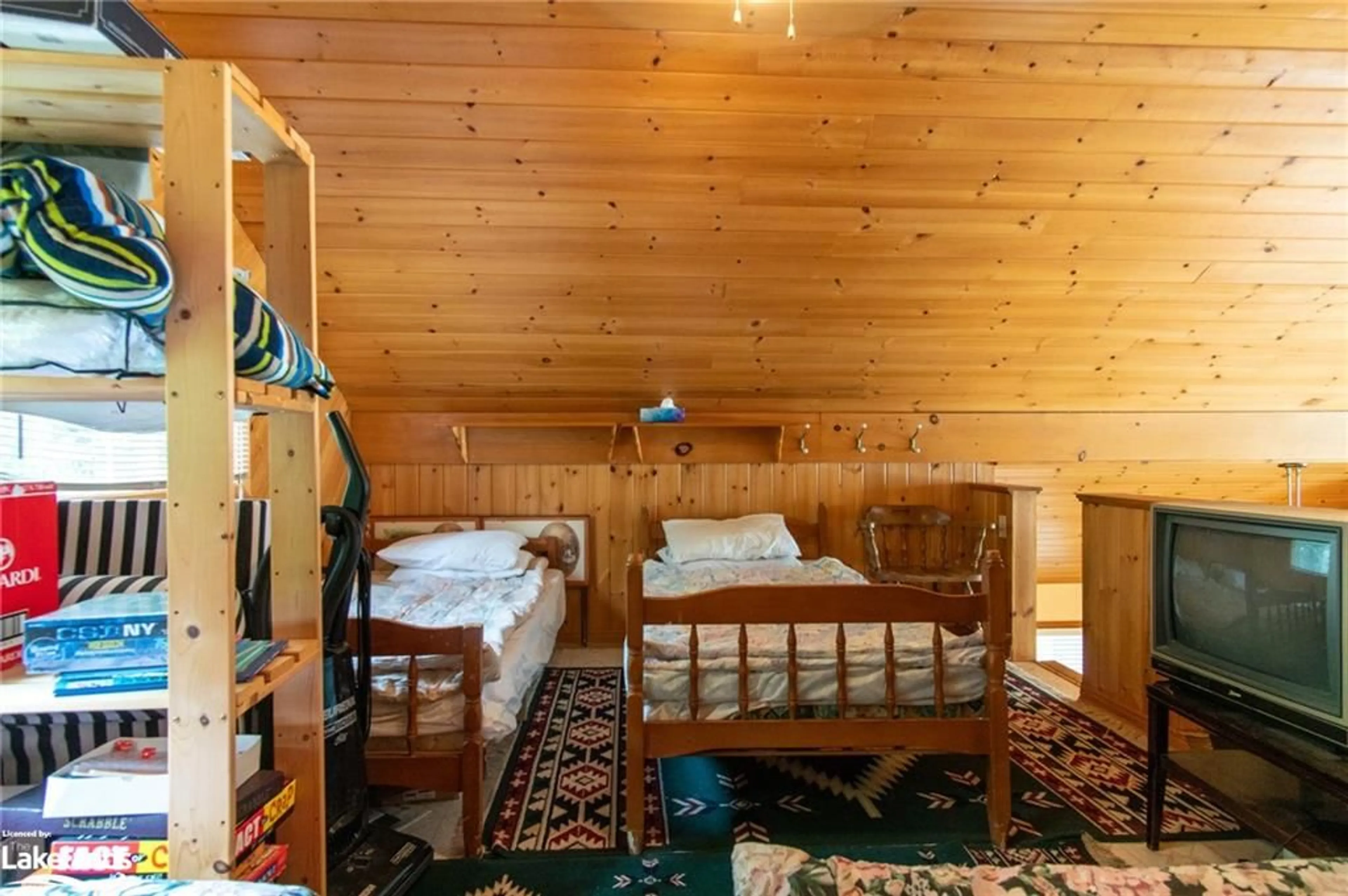 Bedroom for 1264 Present Island, Honey Harbour Ontario P0E 1E0