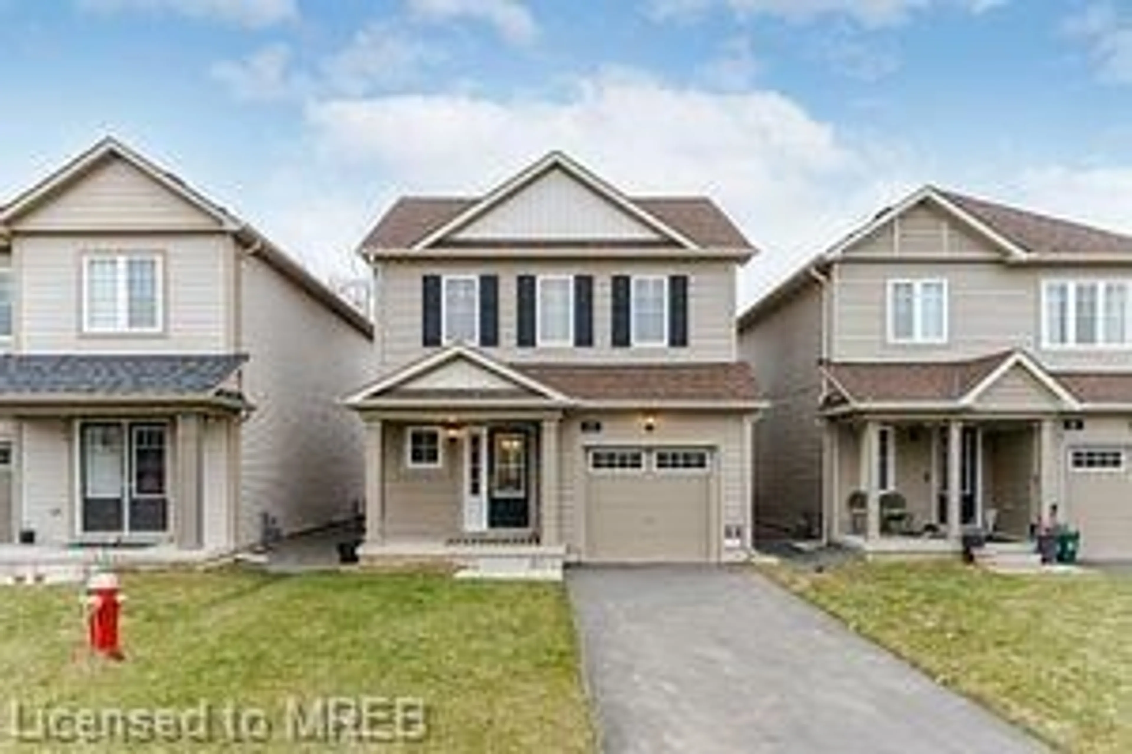 Frontside or backside of a home for 77 Tumblewood Pl, Welland Ontario L3B 0J3