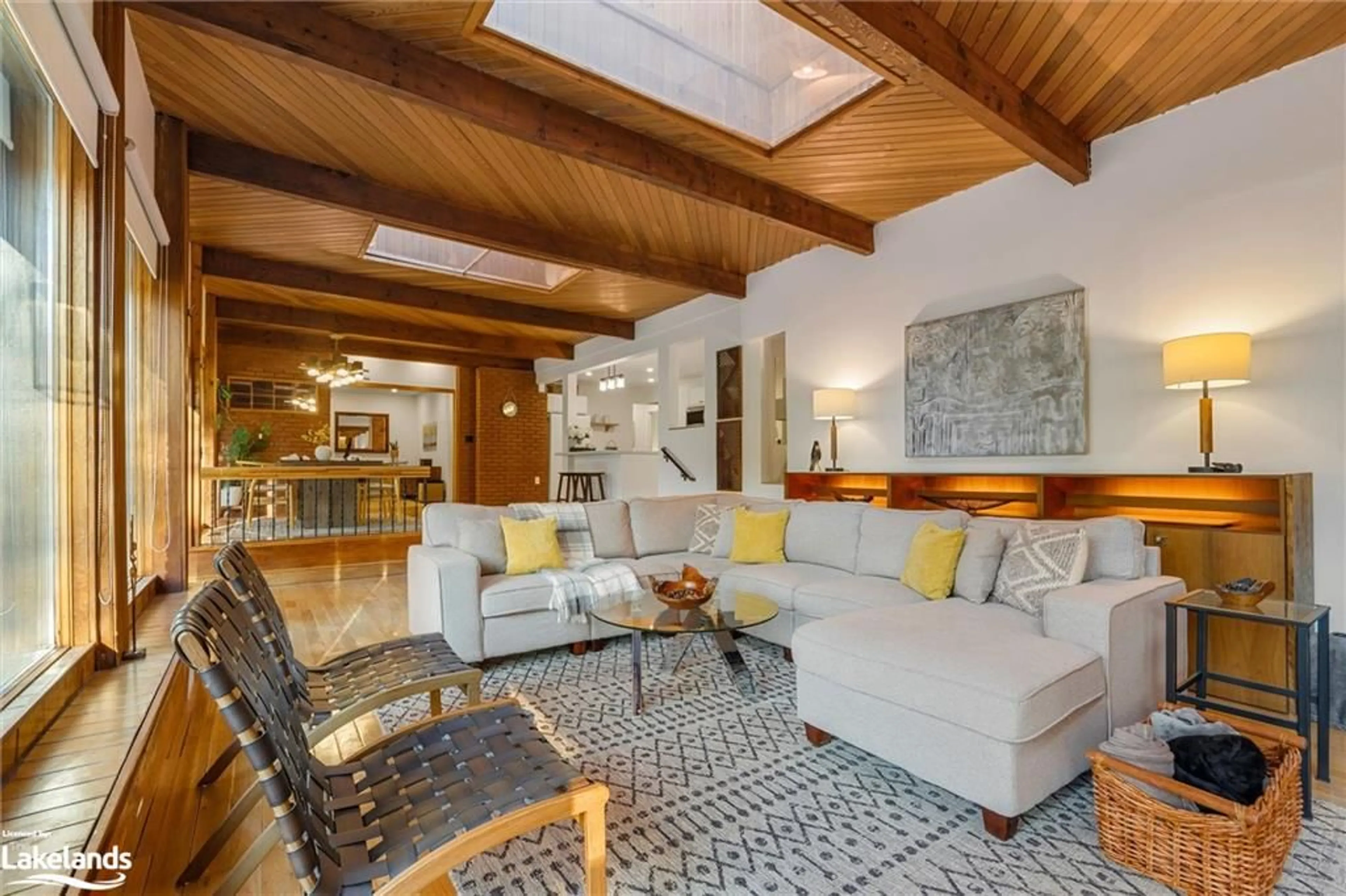 Living room for 489 Balsam Chutes Rd, Port Sydney Ontario P0B 1L0