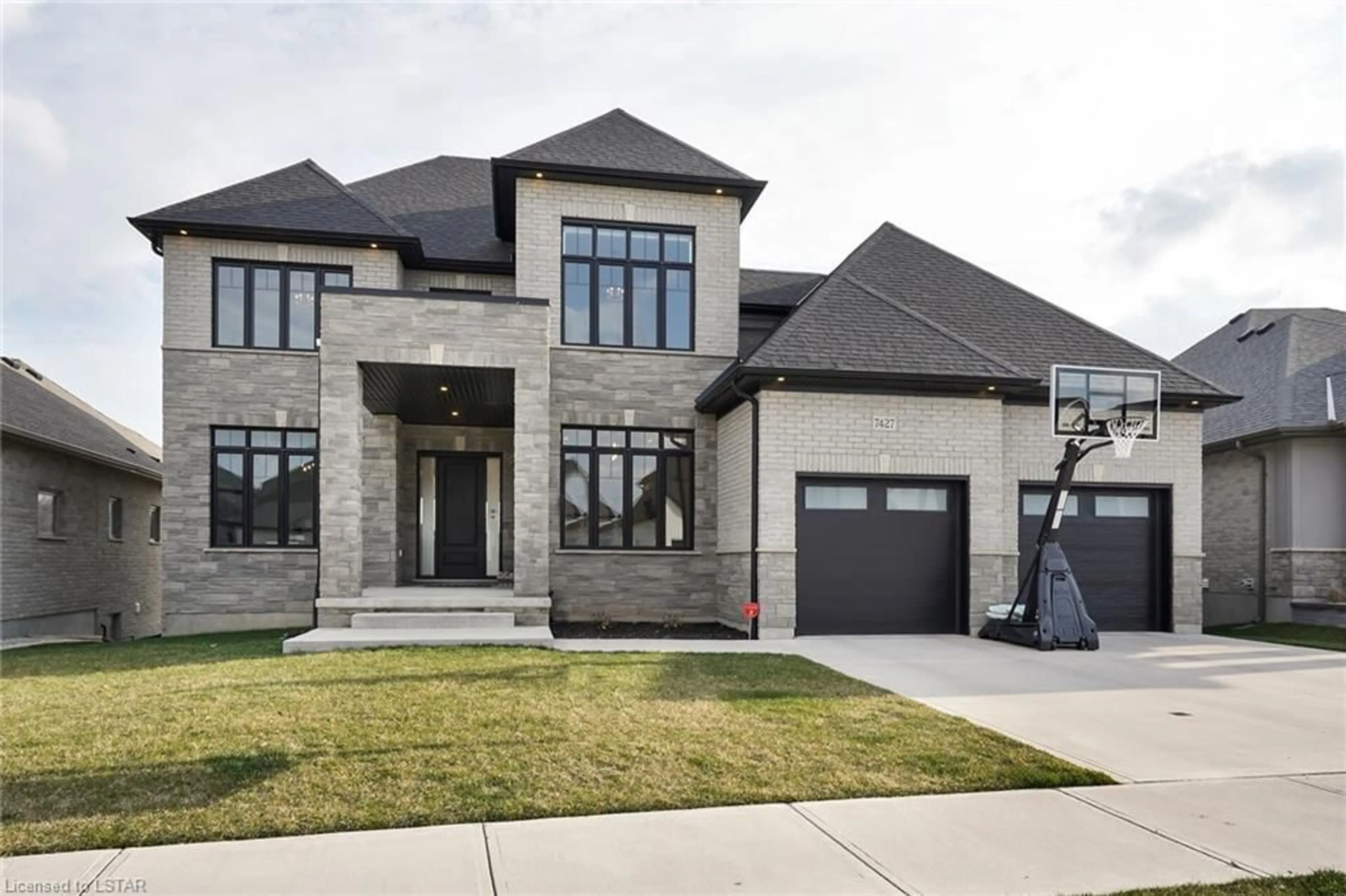 Home with brick exterior material for 7427 Silver Creek Cres, London Ontario N6P 0G6