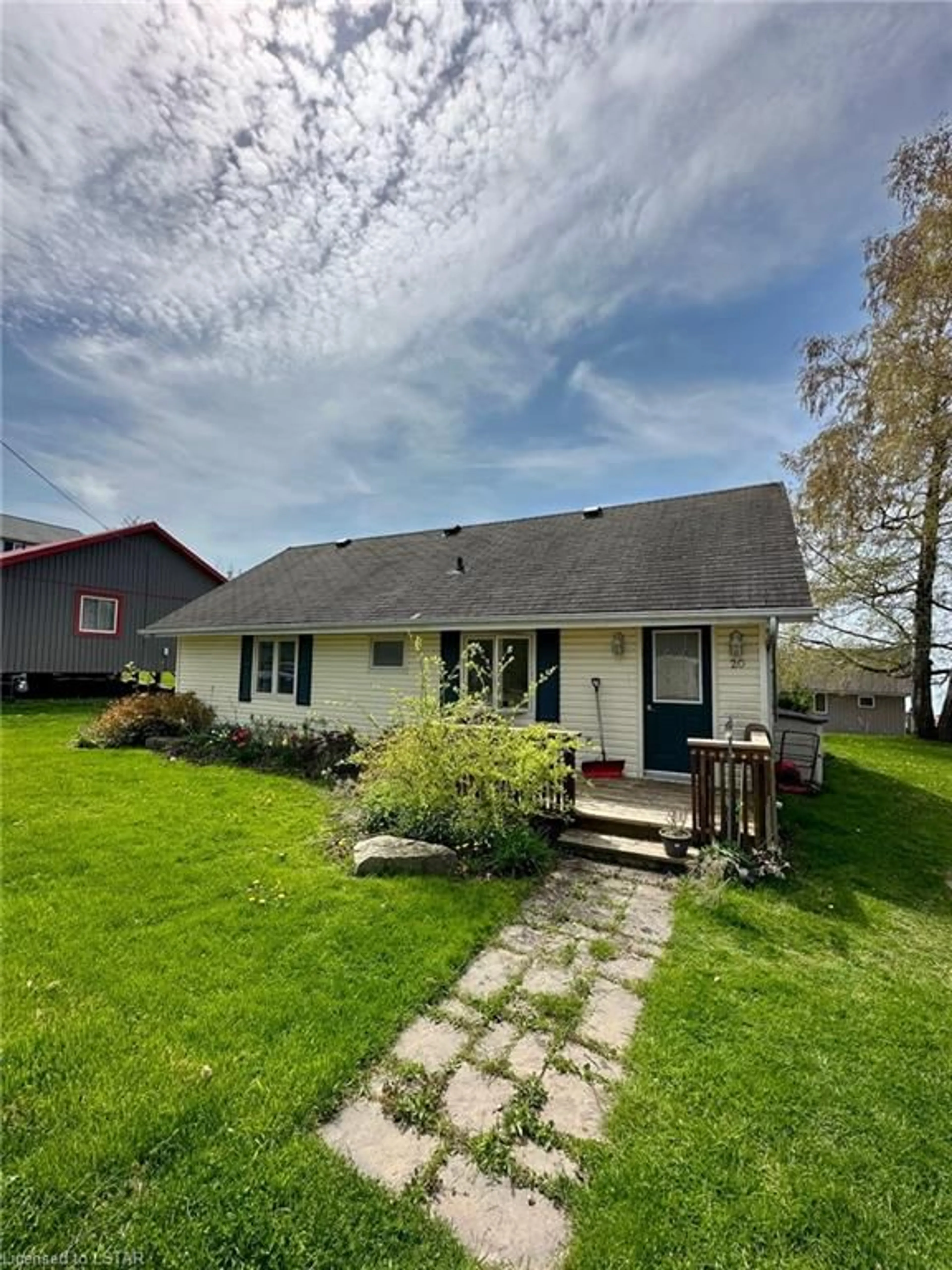 Frontside or backside of a home for 49211 Blair Dr, Port Bruce Ontario N5H 2R2