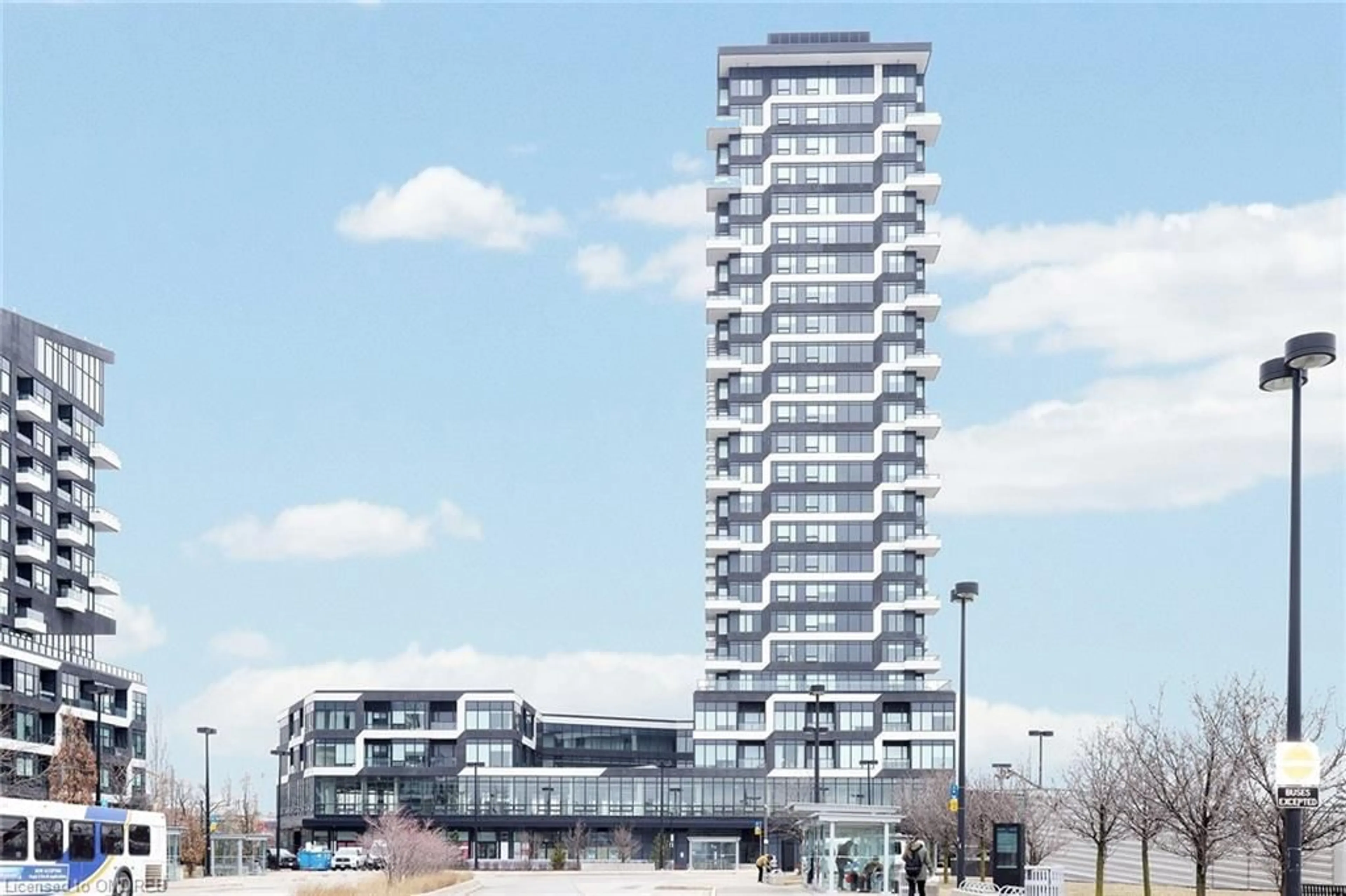 A pic from exterior of the house or condo for 297 Oak Walk Dr #317, Oakville Ontario L6H 3R6