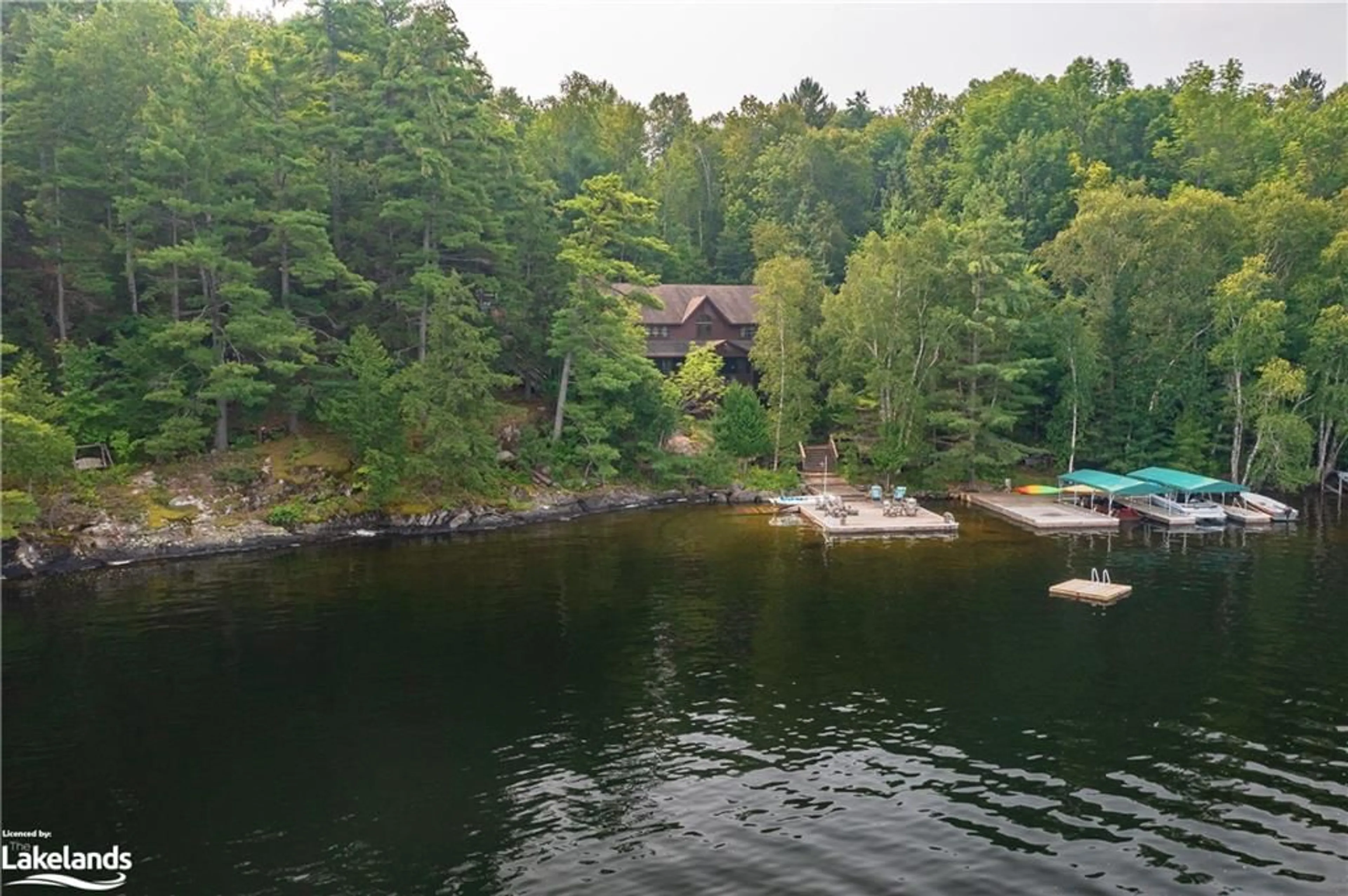 Cottage for 1095 Fair-Lee Park Rd, Port Carling Ontario P0G 1G0