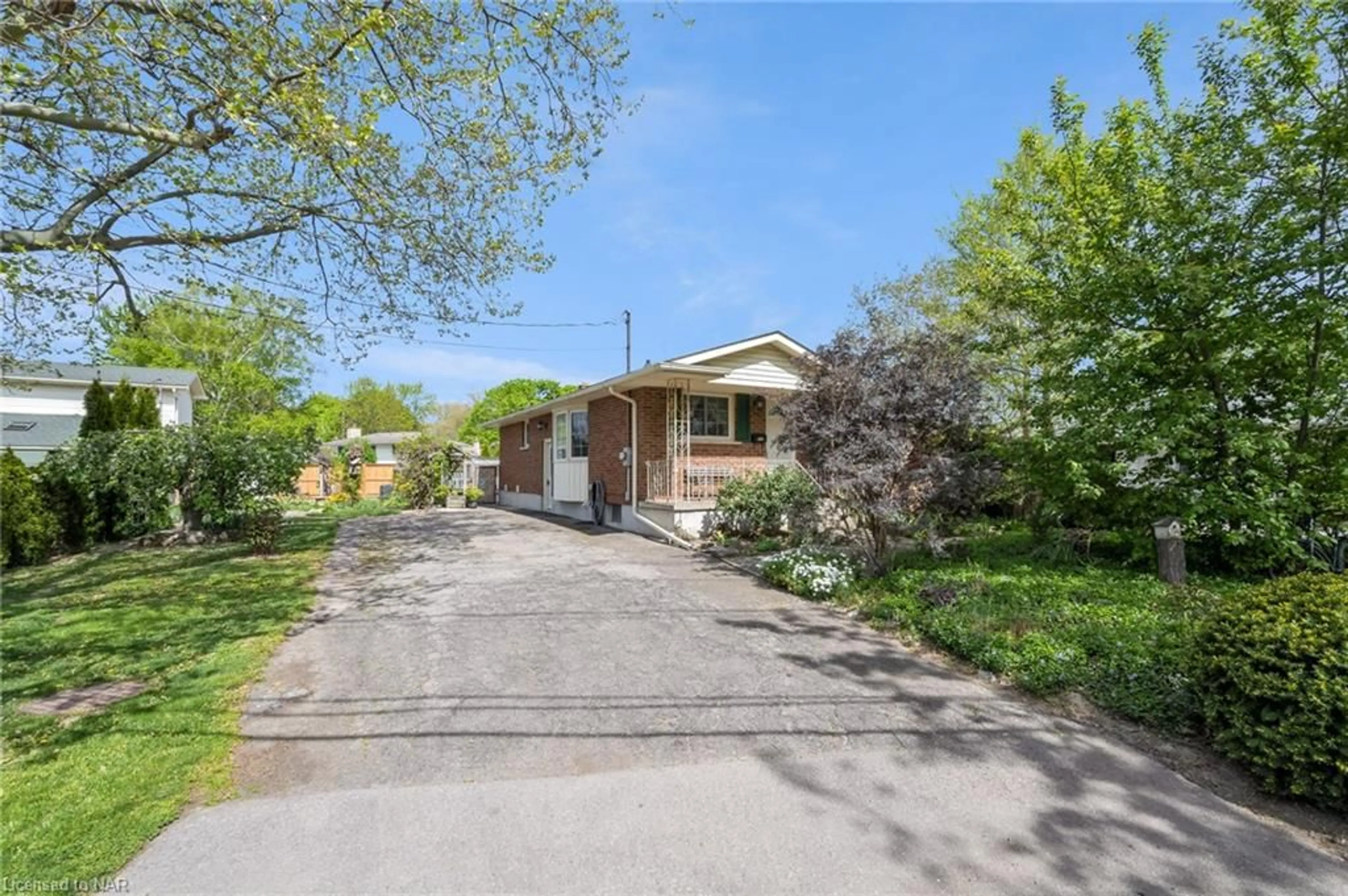 Frontside or backside of a home for 508A Niagara St, St. Catharines Ontario L2M 3P5