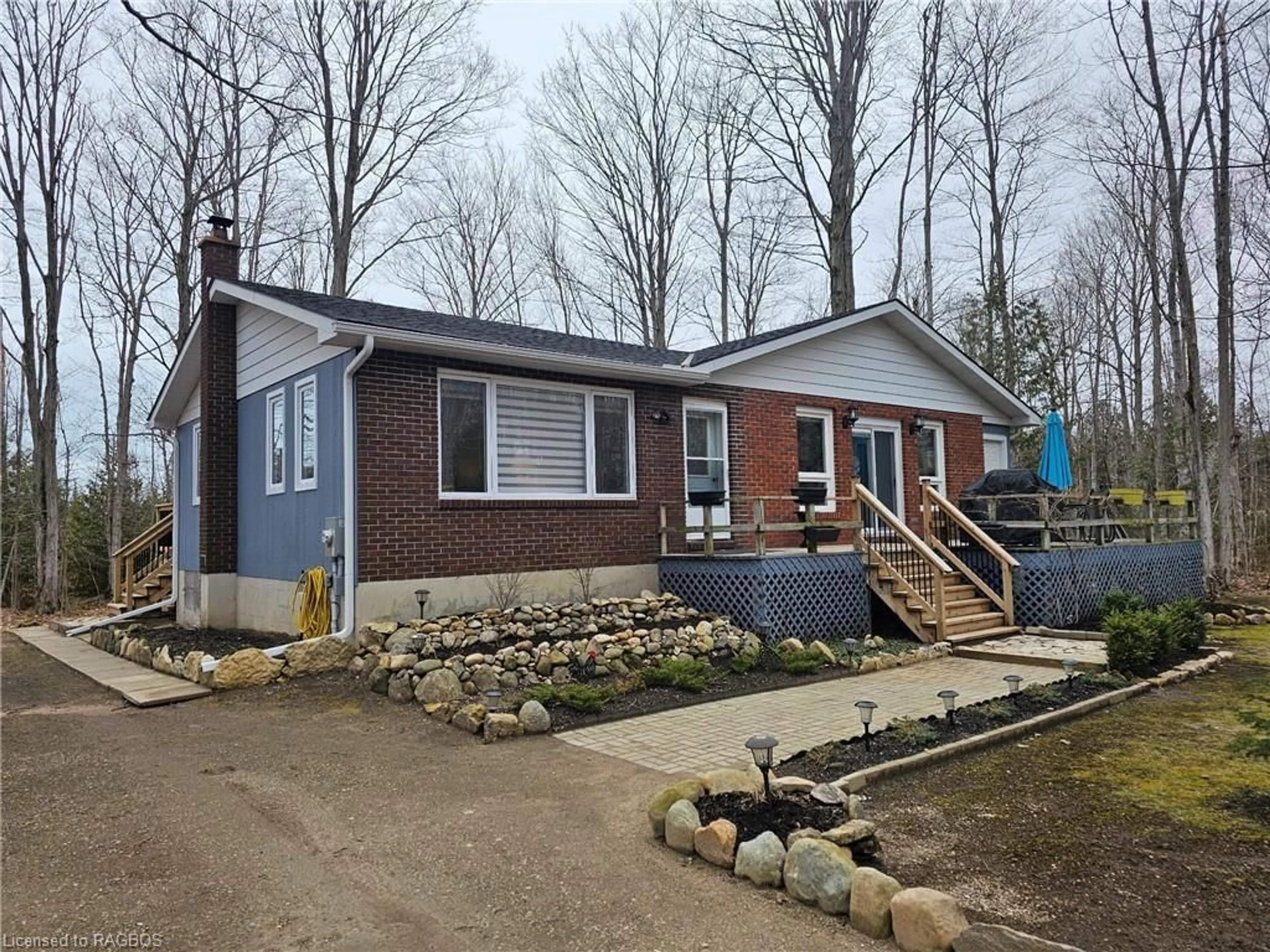 Frontside or backside of a home for 16 Pine Forest Dr, Sauble Beach Ontario N0H 2G0