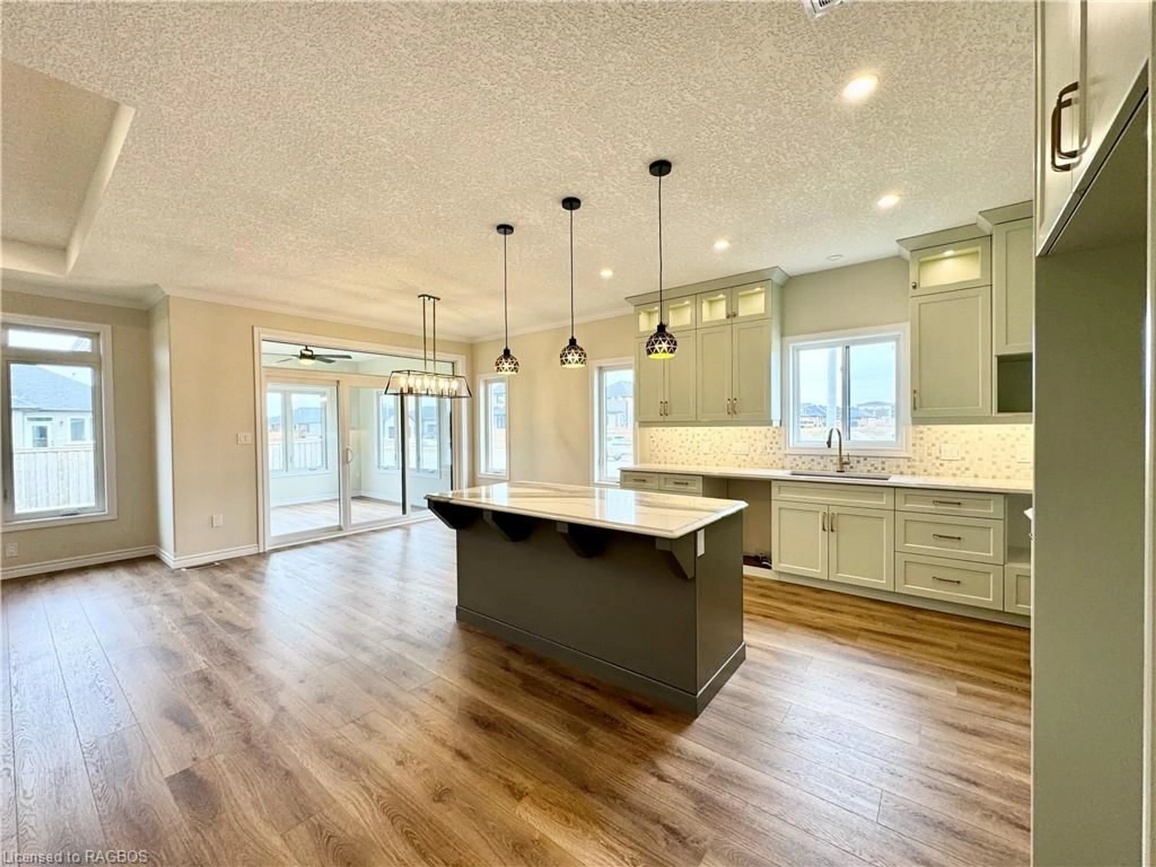 Contemporary kitchen for 411 Northport Dr, Port Elgin Ontario N0H 2C8