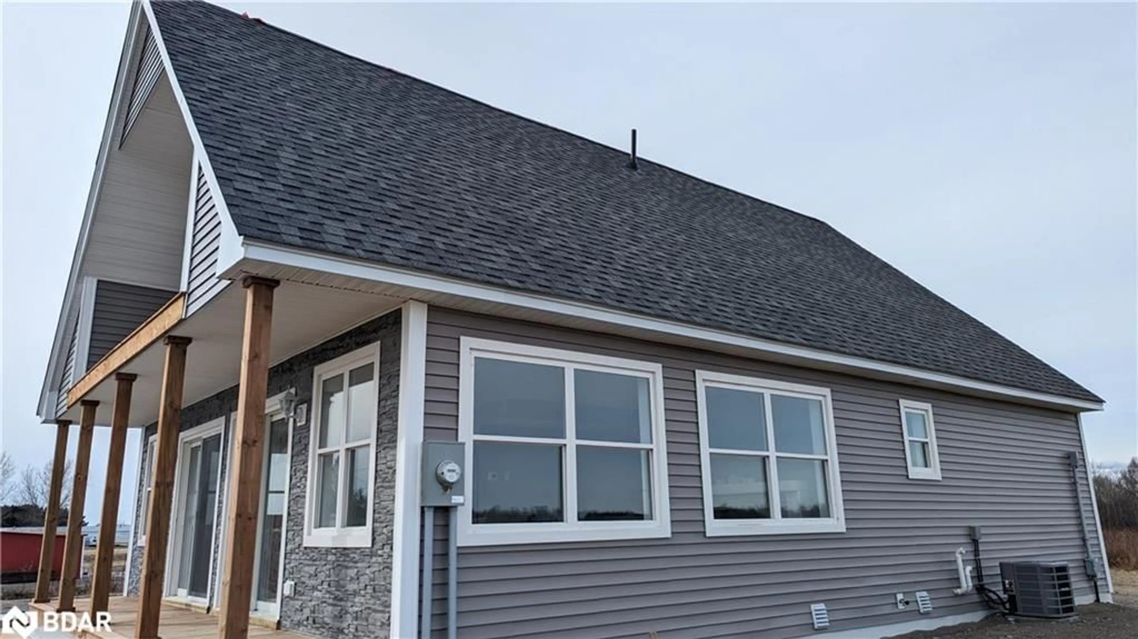 Home with vinyl exterior material for 3656 Regional Rd 15 Rd, Chelmsford Ontario P0M 1L0