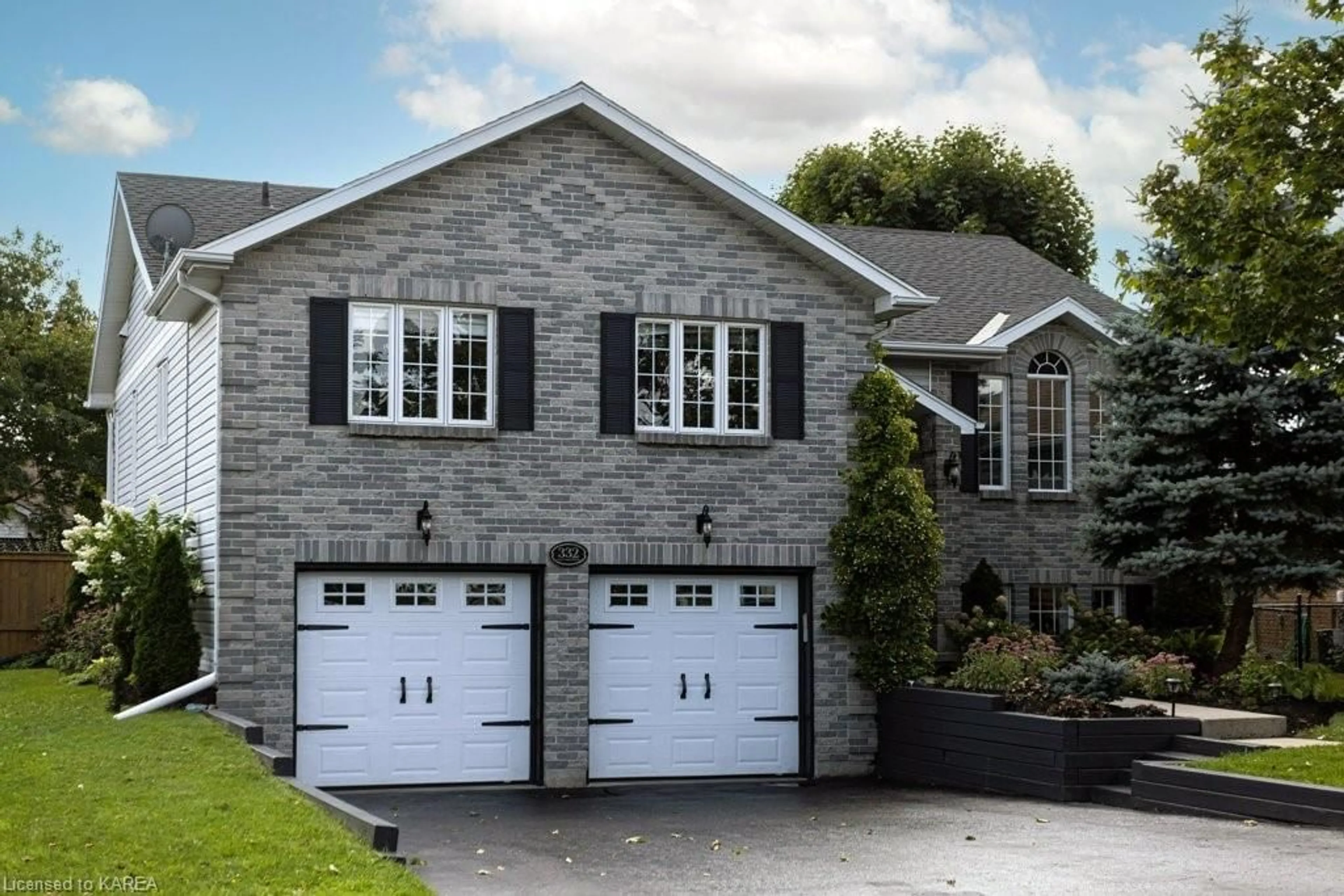 Home with stone exterior material for 332 Briarwood Dr, Kingston Ontario K7M 8V1