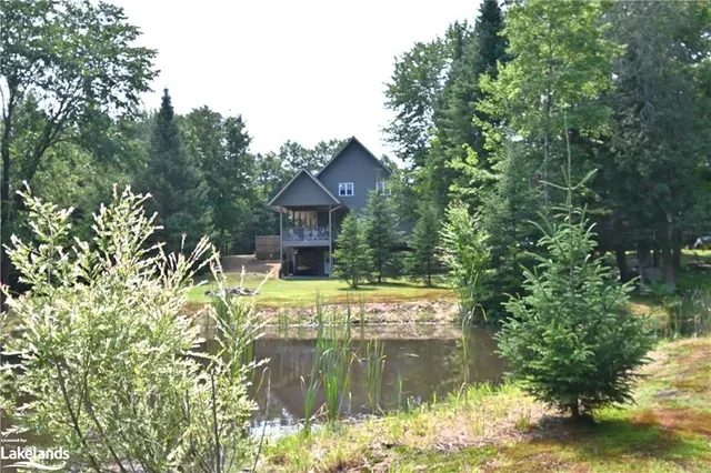 2411 118 Hwy, Bracebridge 4
