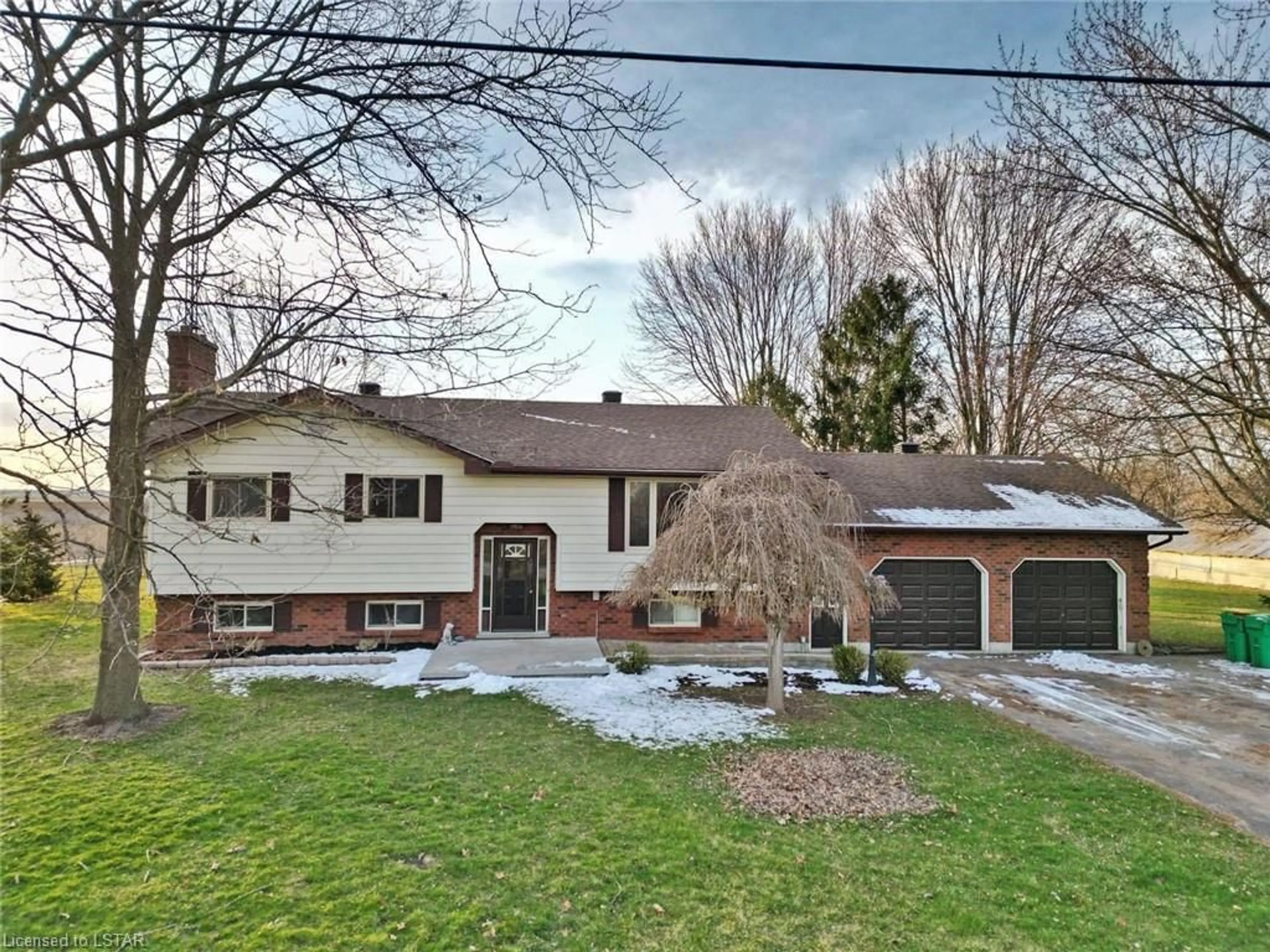 Frontside or backside of a home for 191 South St, Glencoe Ontario N0L 1M0