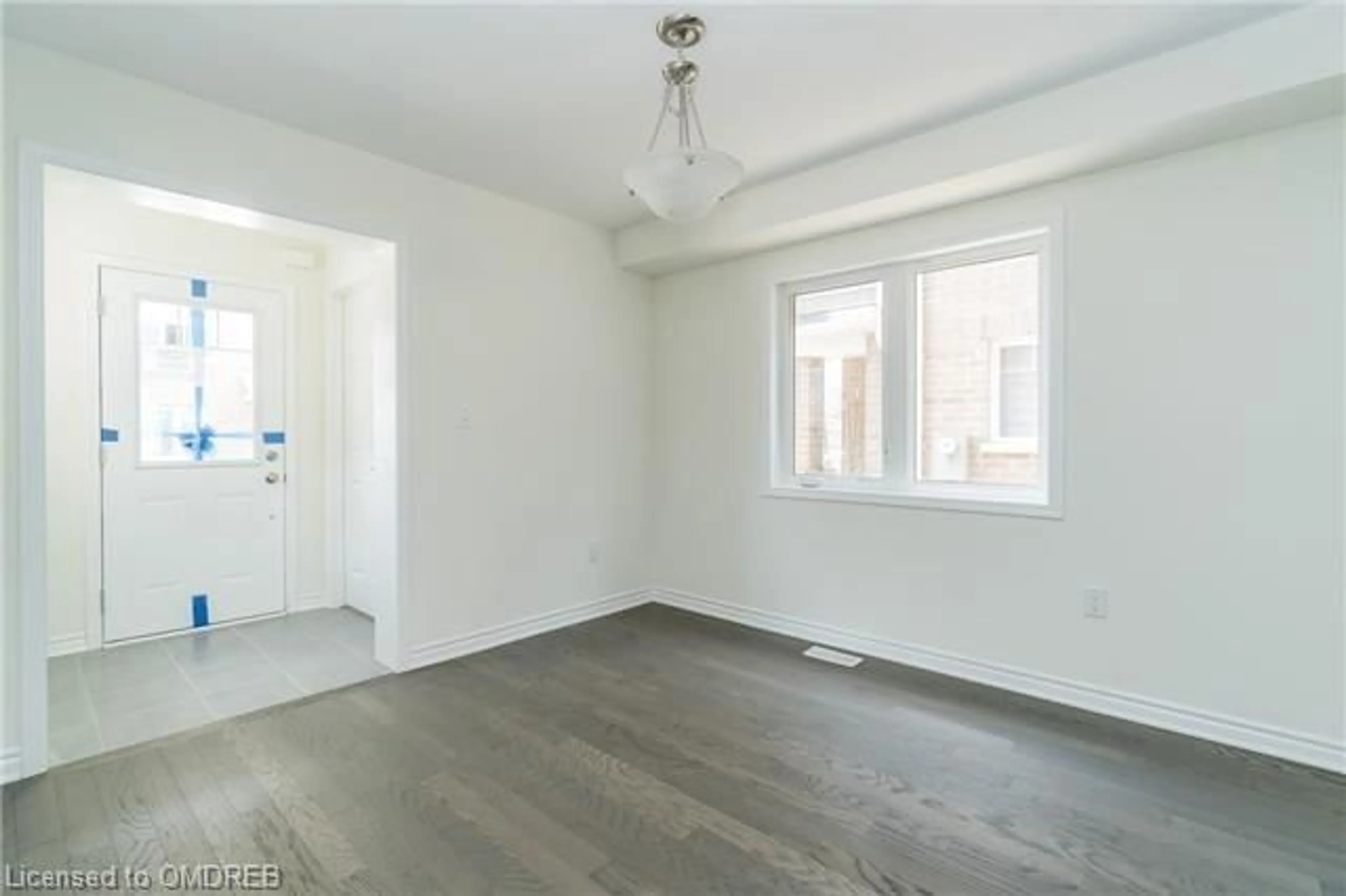 A pic of a room for 9 Leiterman Dr, Milton Ontario L9T 9L3