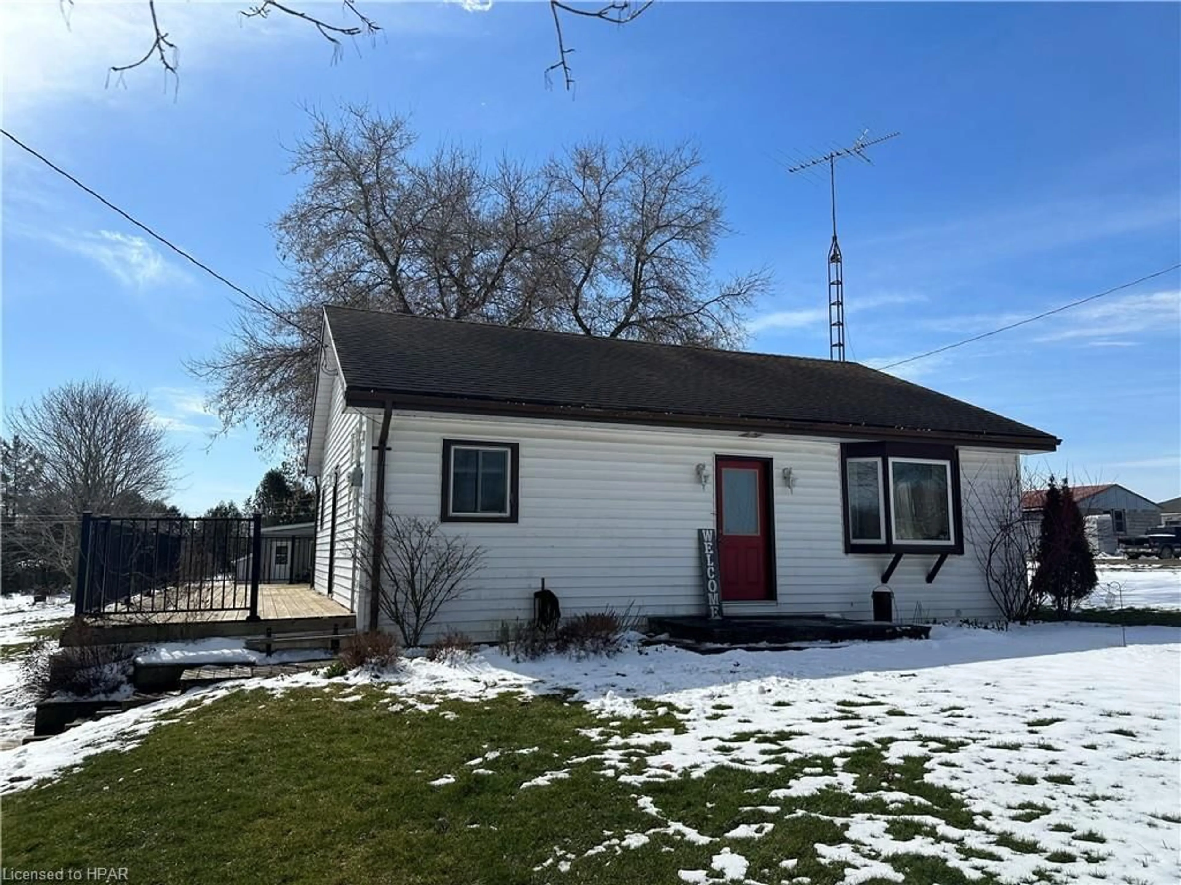 Frontside or backside of a home for 3523 9 Hwy, Brockton Ontario N0G 2V0