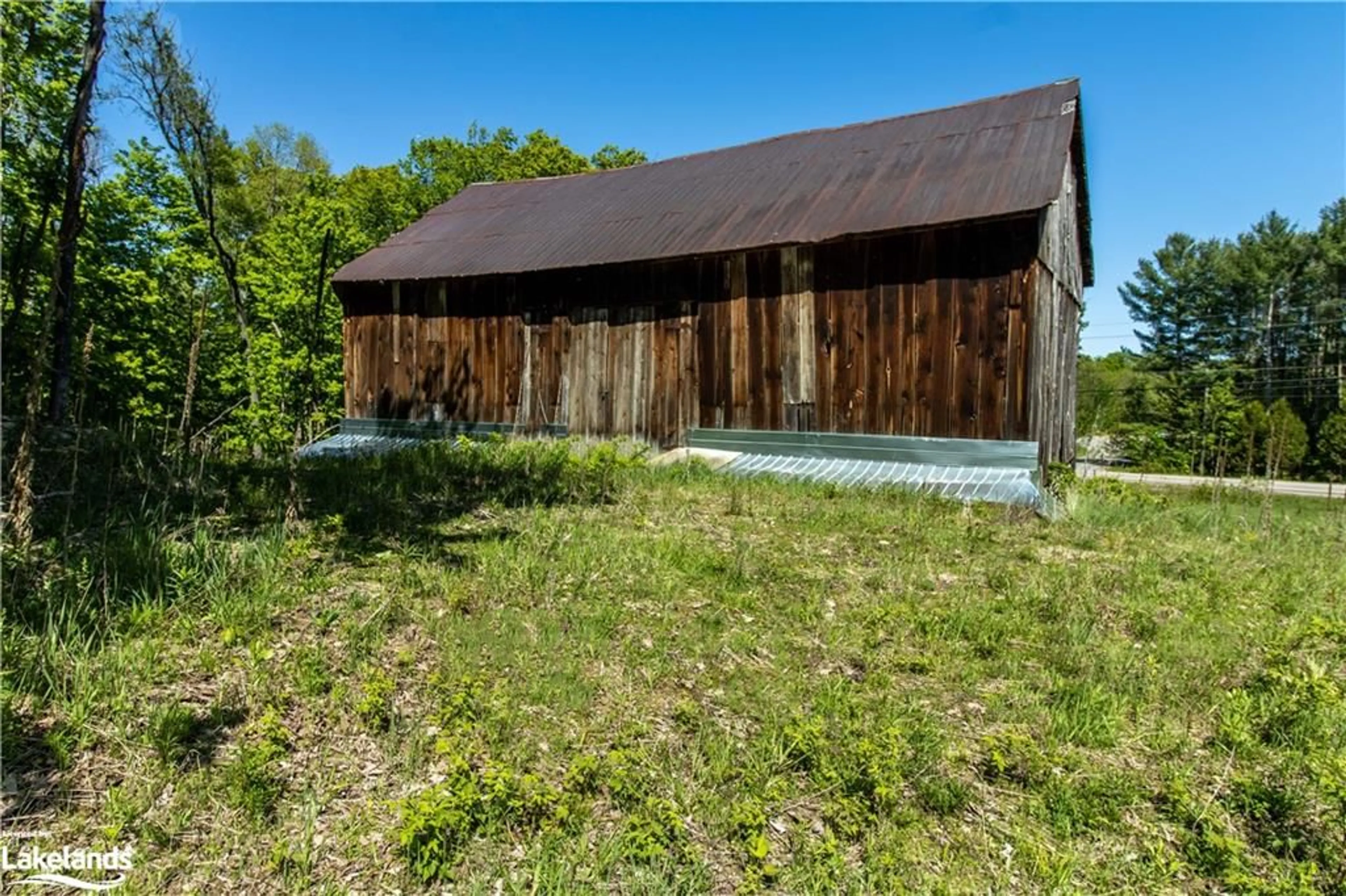 Shed for 1010 Calico Rd, Haliburton Ontario K0M 1S0