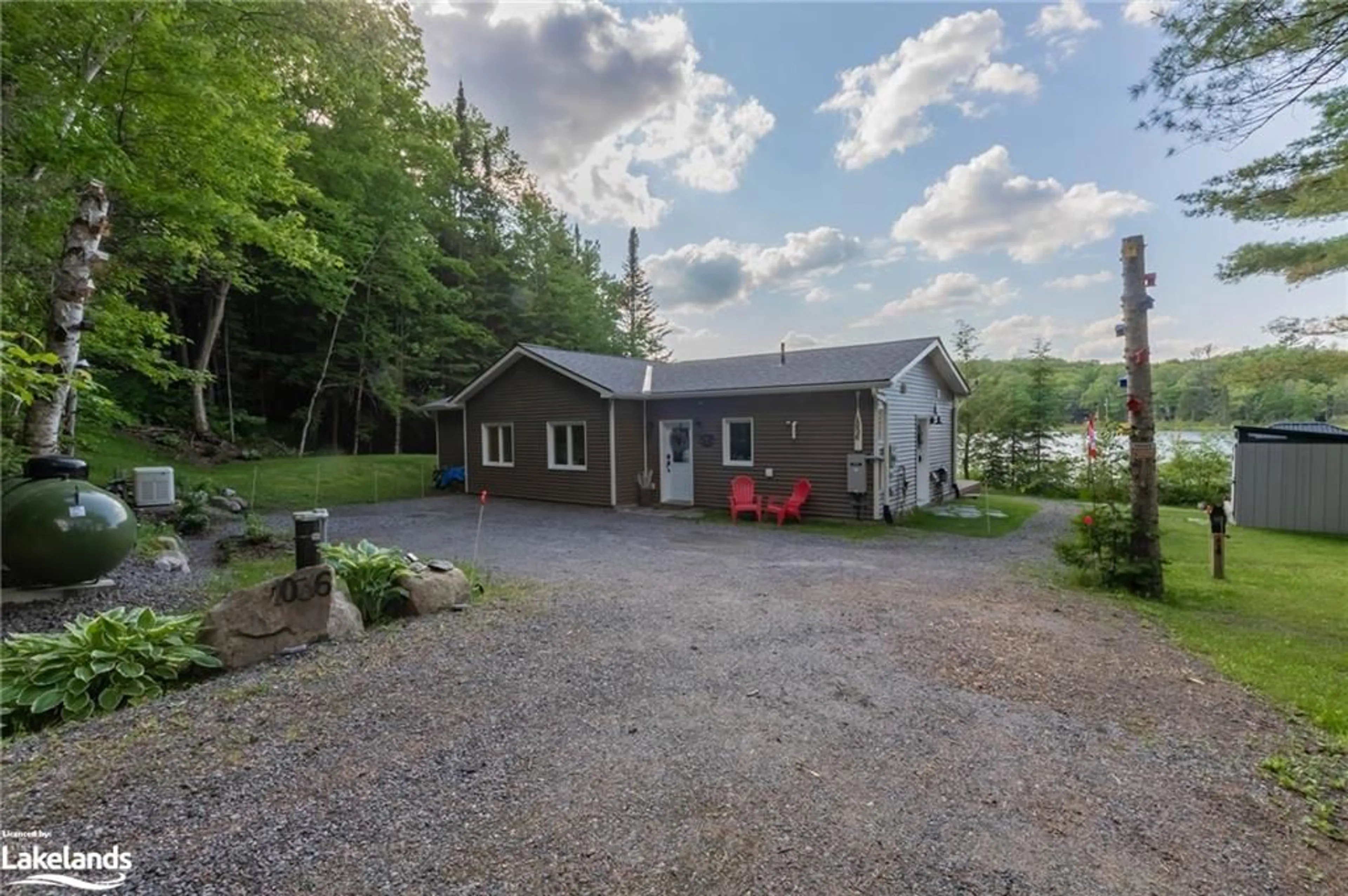 Cottage for 1036 Gordonier Lake Rd, Bracebridge Ontario P1L 1X3