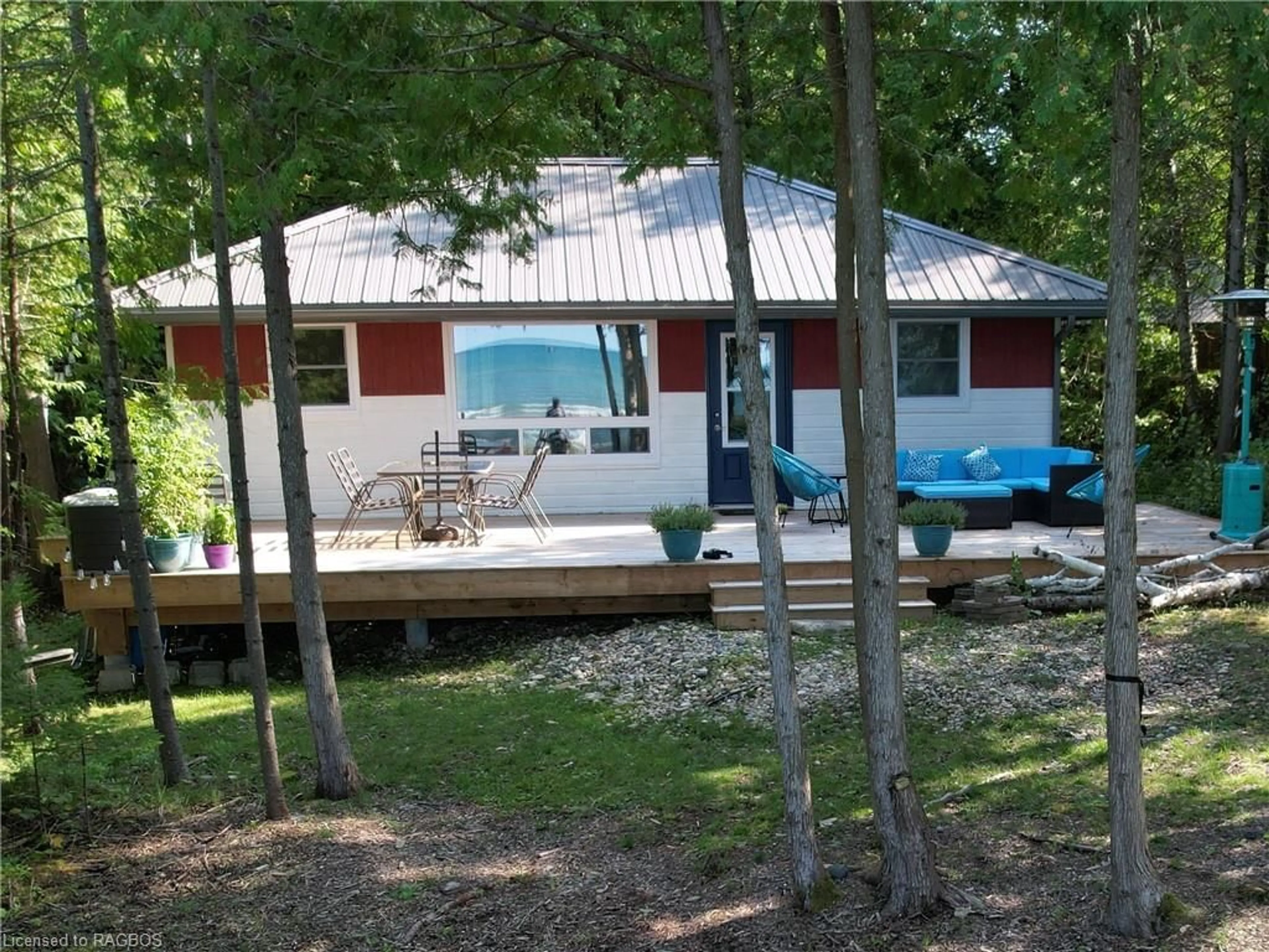 Cottage for 1498 2nd Ave, Saugeen Indian Reserve #29 Ontario N0H 2G0