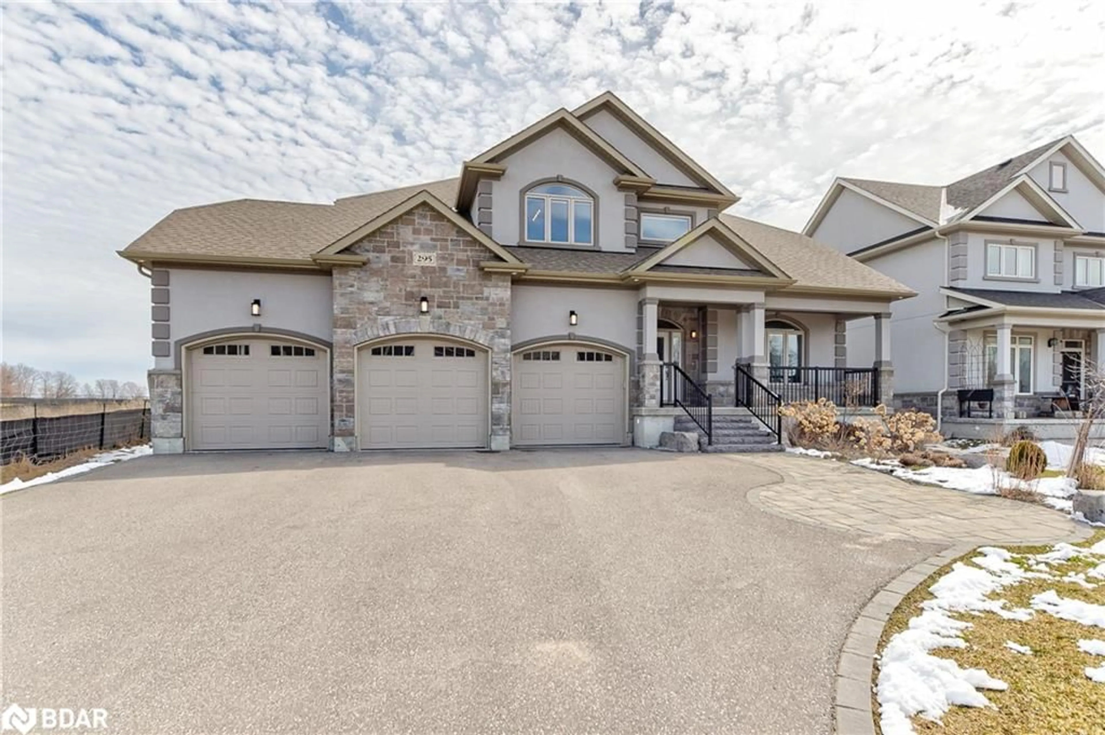 Frontside or backside of a home for 295 Sunnybrae Ave Ave, Innisfil Ontario L9S 0K9