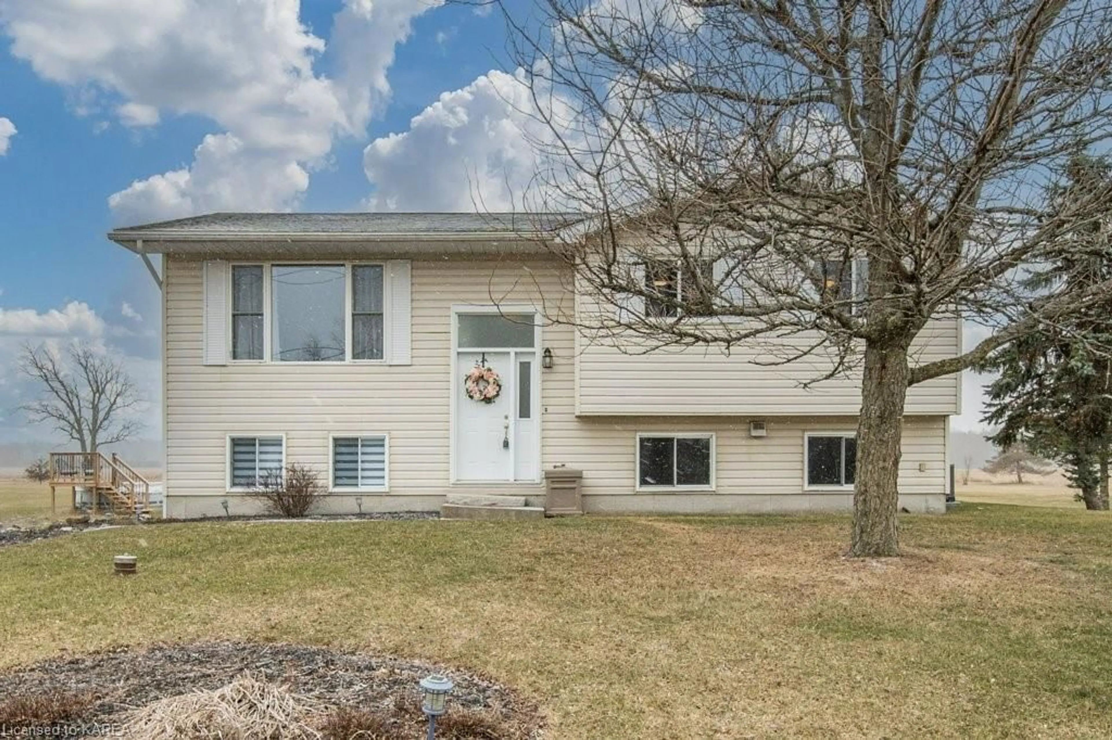 Frontside or backside of a home for 314 Hambly Rd, Napanee Ontario K7R 3K8