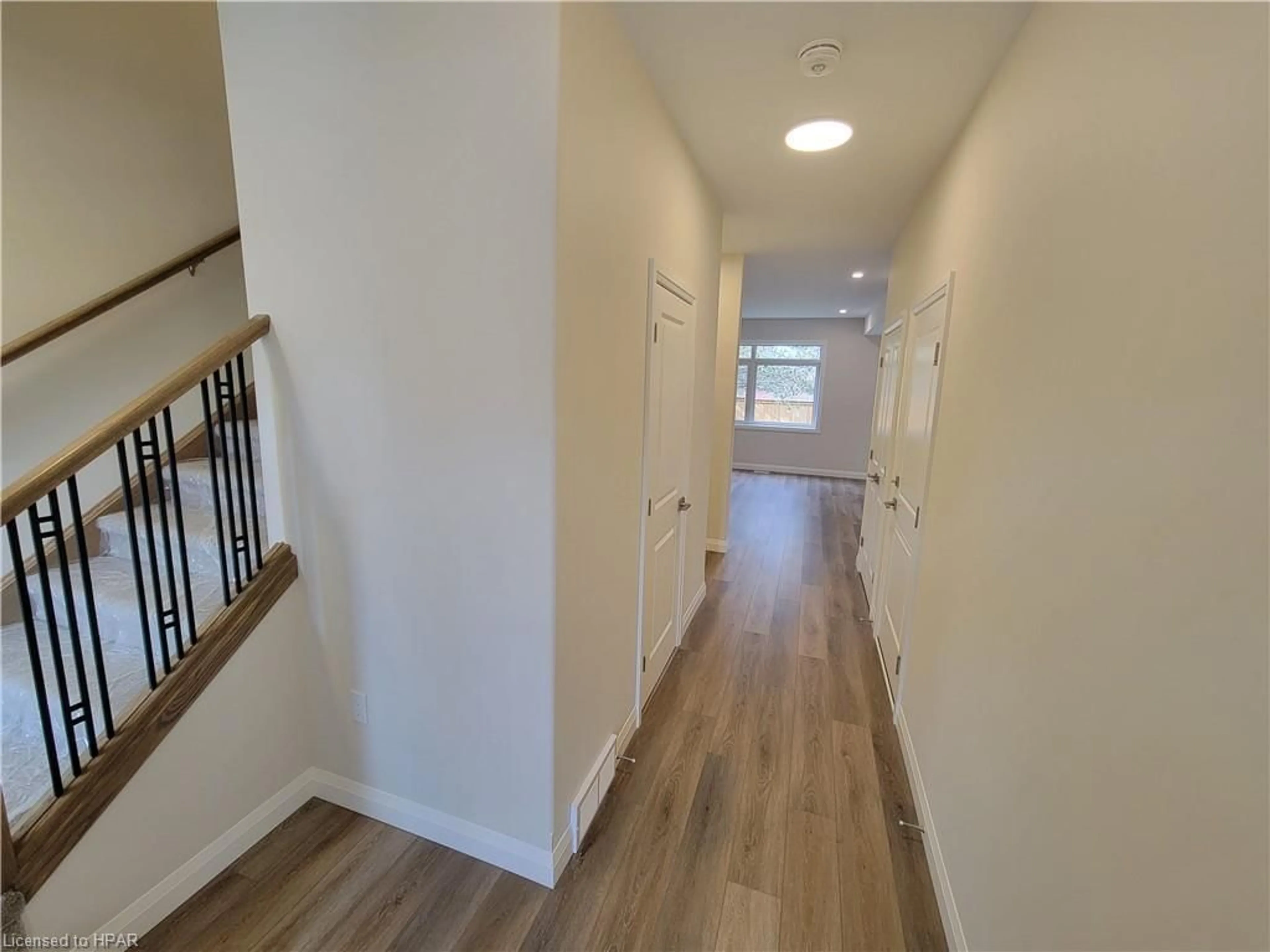 Indoor entryway, wood floors for 549 Albert St, Exeter Ontario N0M 1S1