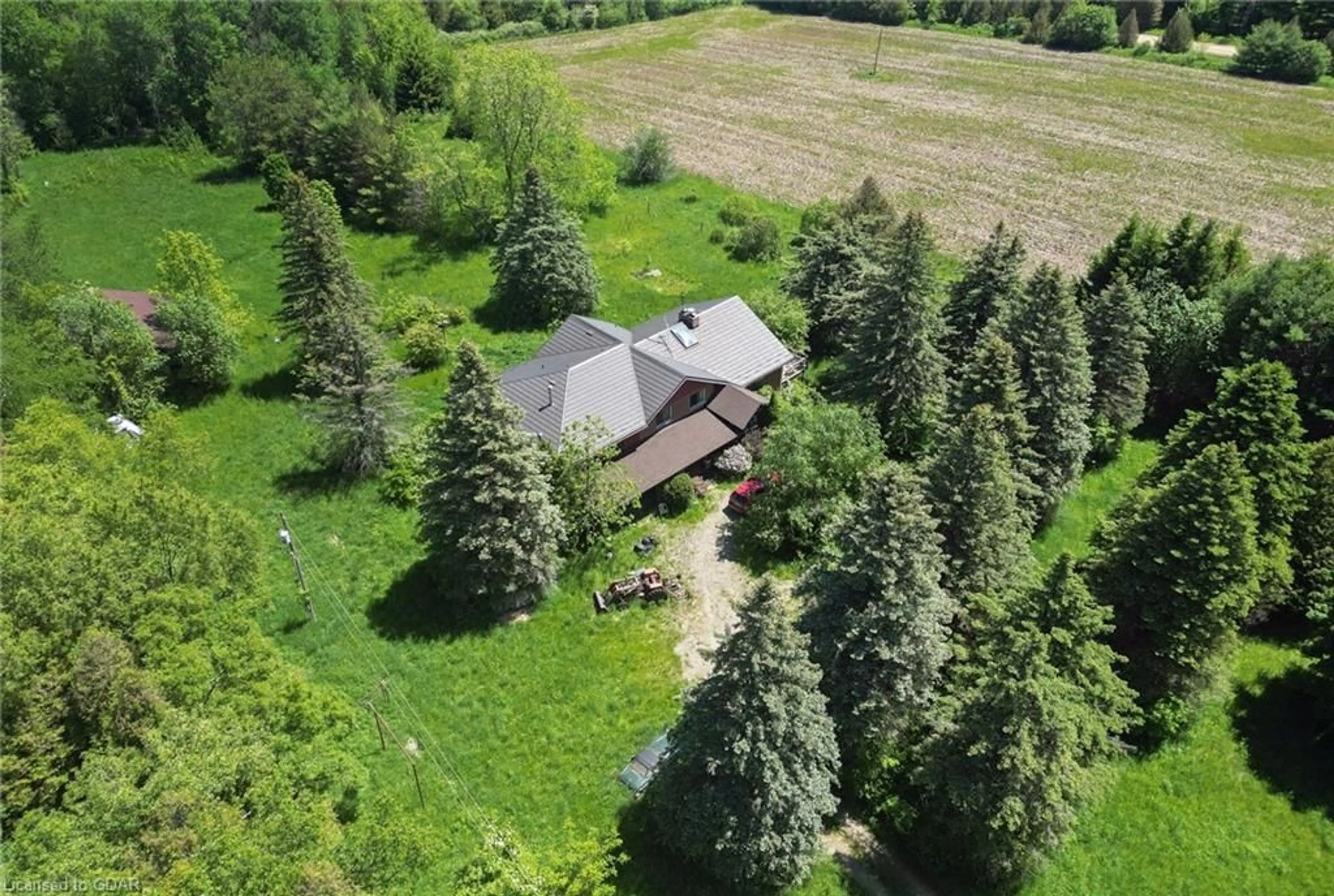 A pic from exterior of the house or condo, cottage for 19455 Shaws Creek Rd, Caledon Ontario L7K 1L5