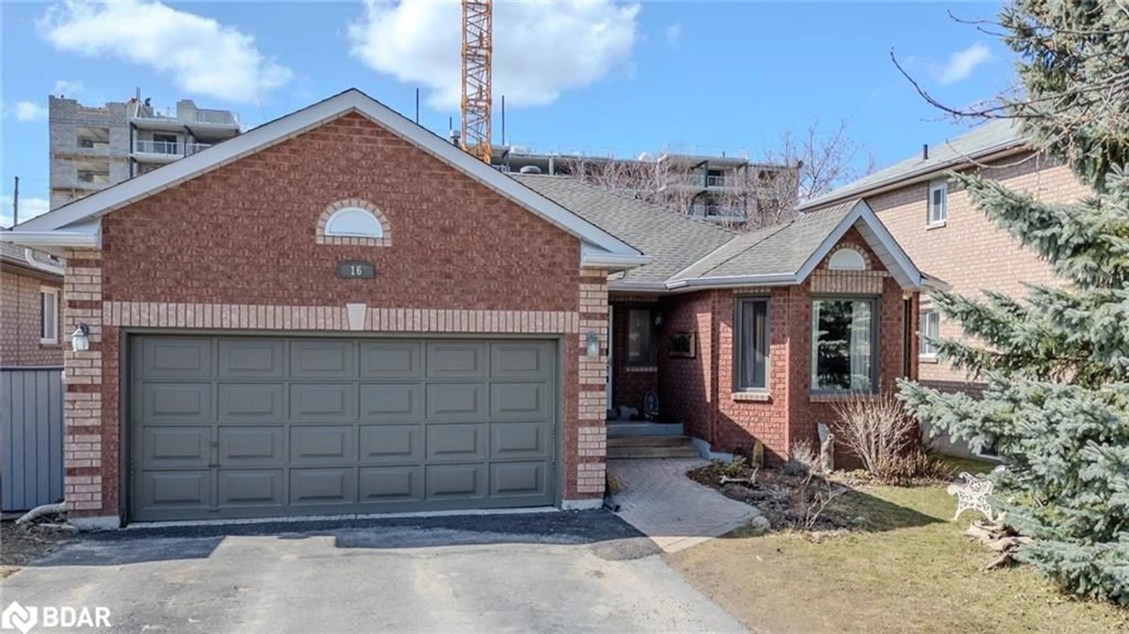 Home with brick exterior material for 16 Warner Rd, Barrie Ontario L4N 7M4