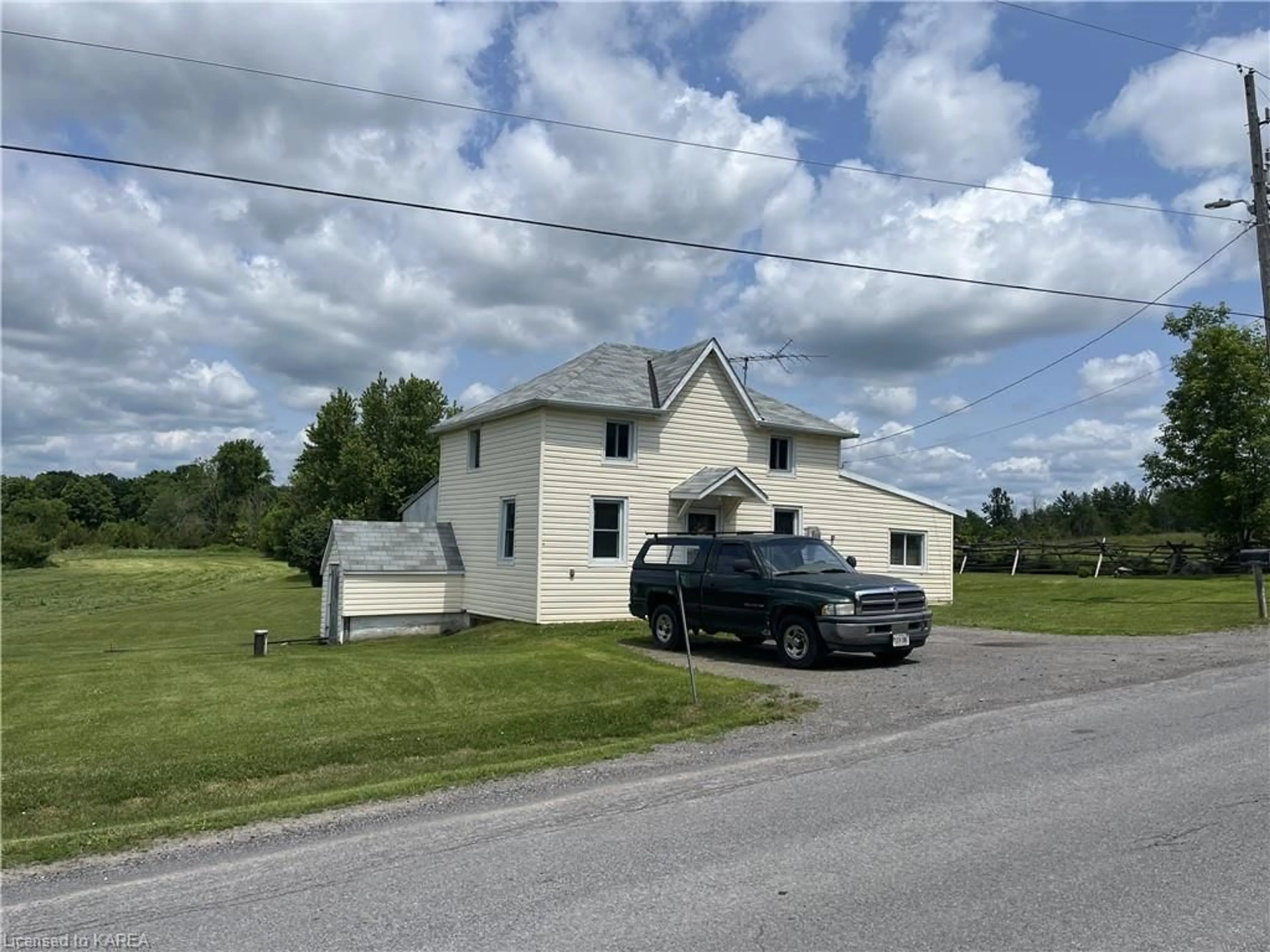 Home with unknown exterior material for 747 Westplain Rd, Greater Napanee Ontario K0K 2K0