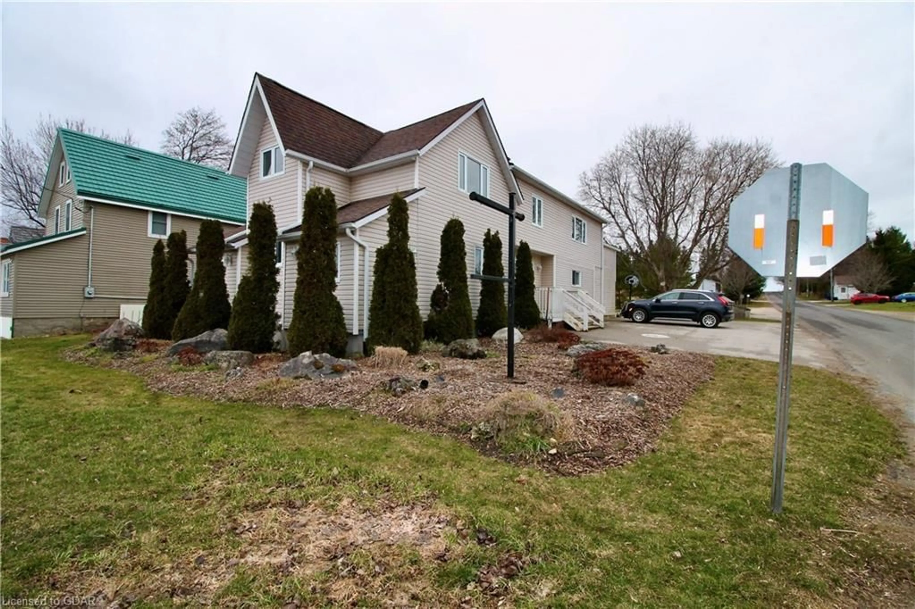 Outside view for 88 Main Street St, Lion's Head Ontario N0H 1W0