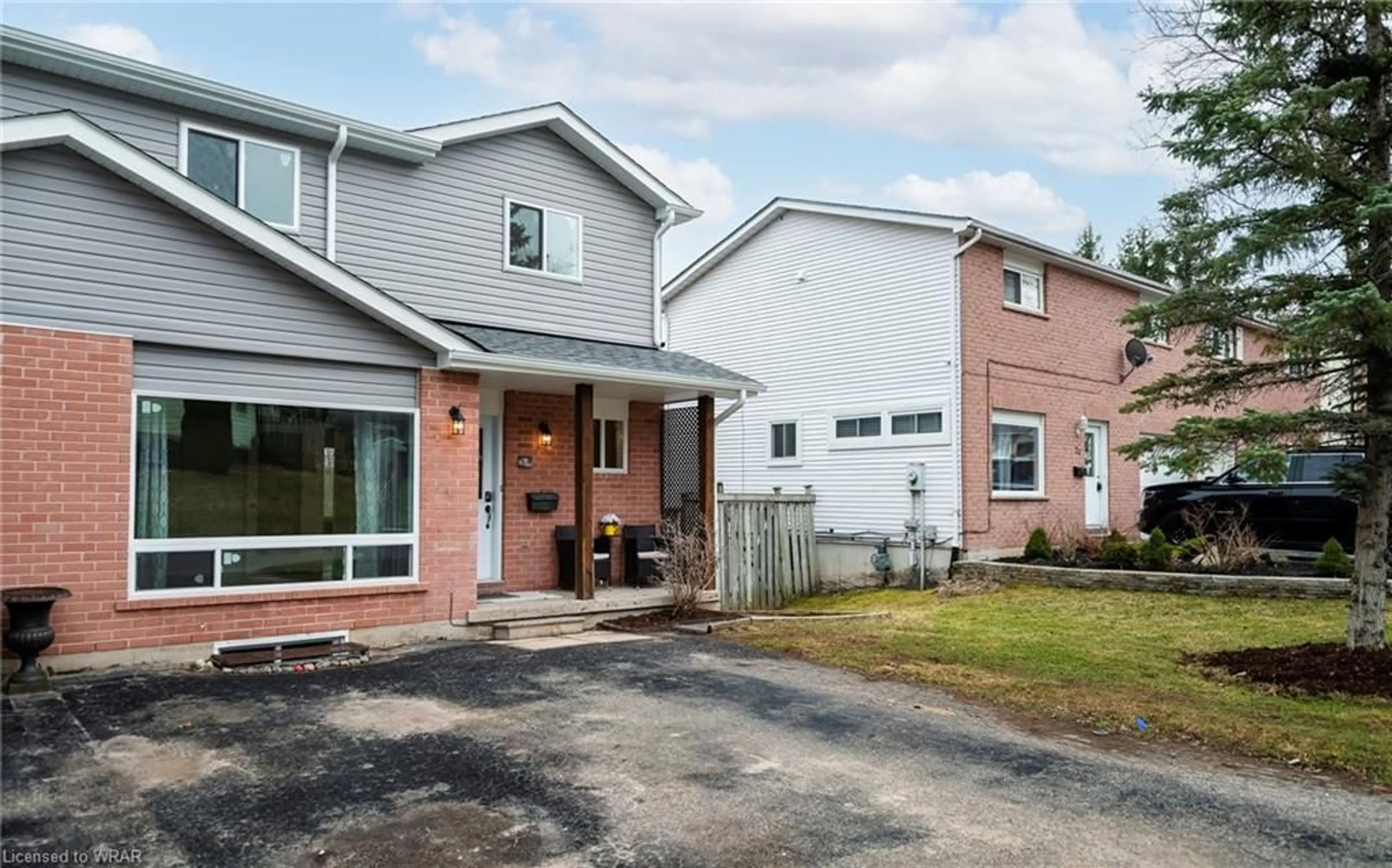 Home with brick exterior material for 19 Orange St, Orangeville Ontario L9W 3A6