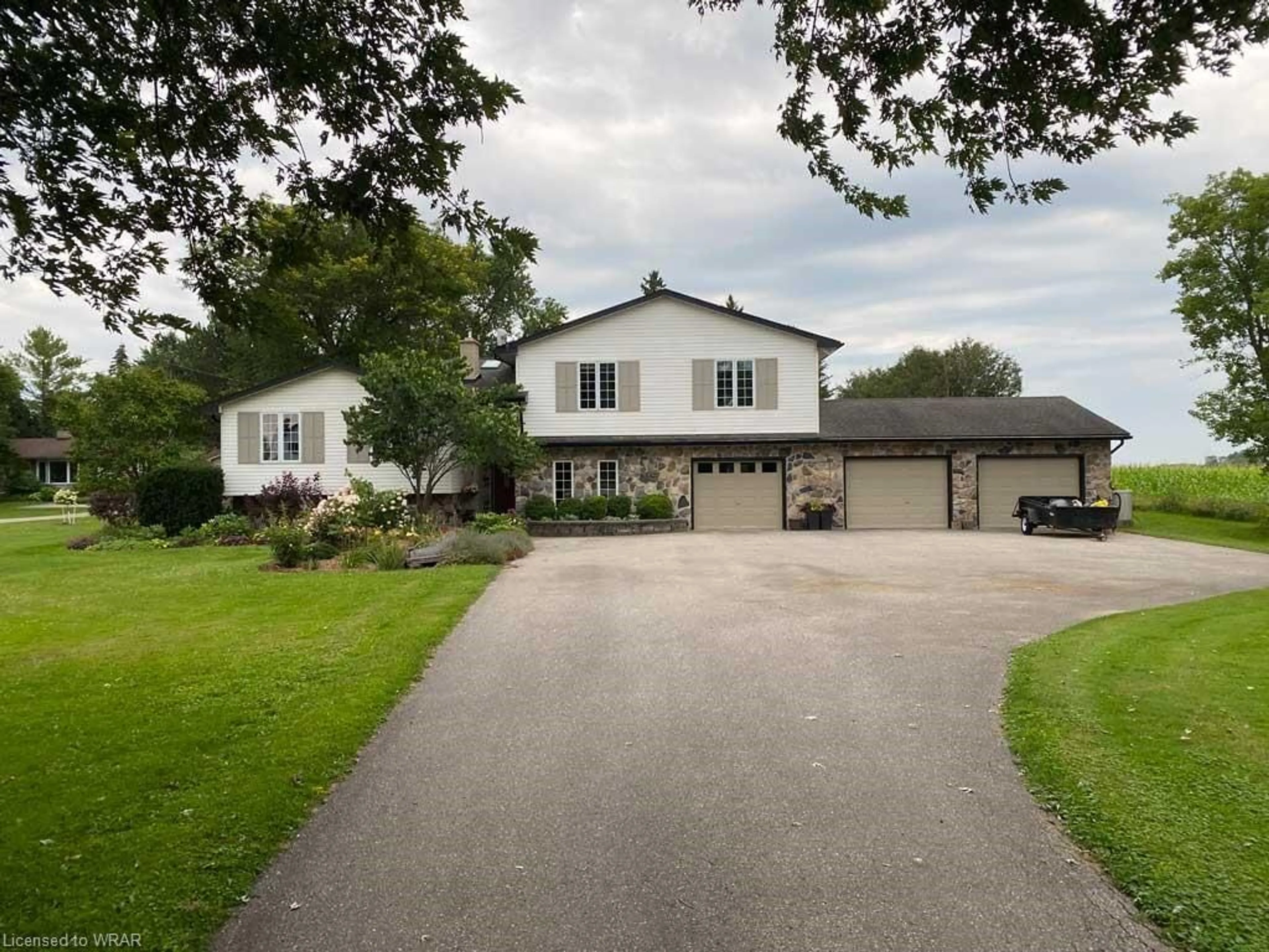 Frontside or backside of a home for 754755 Highway 53 Hwy, Woodstock Ontario N4S 7W3