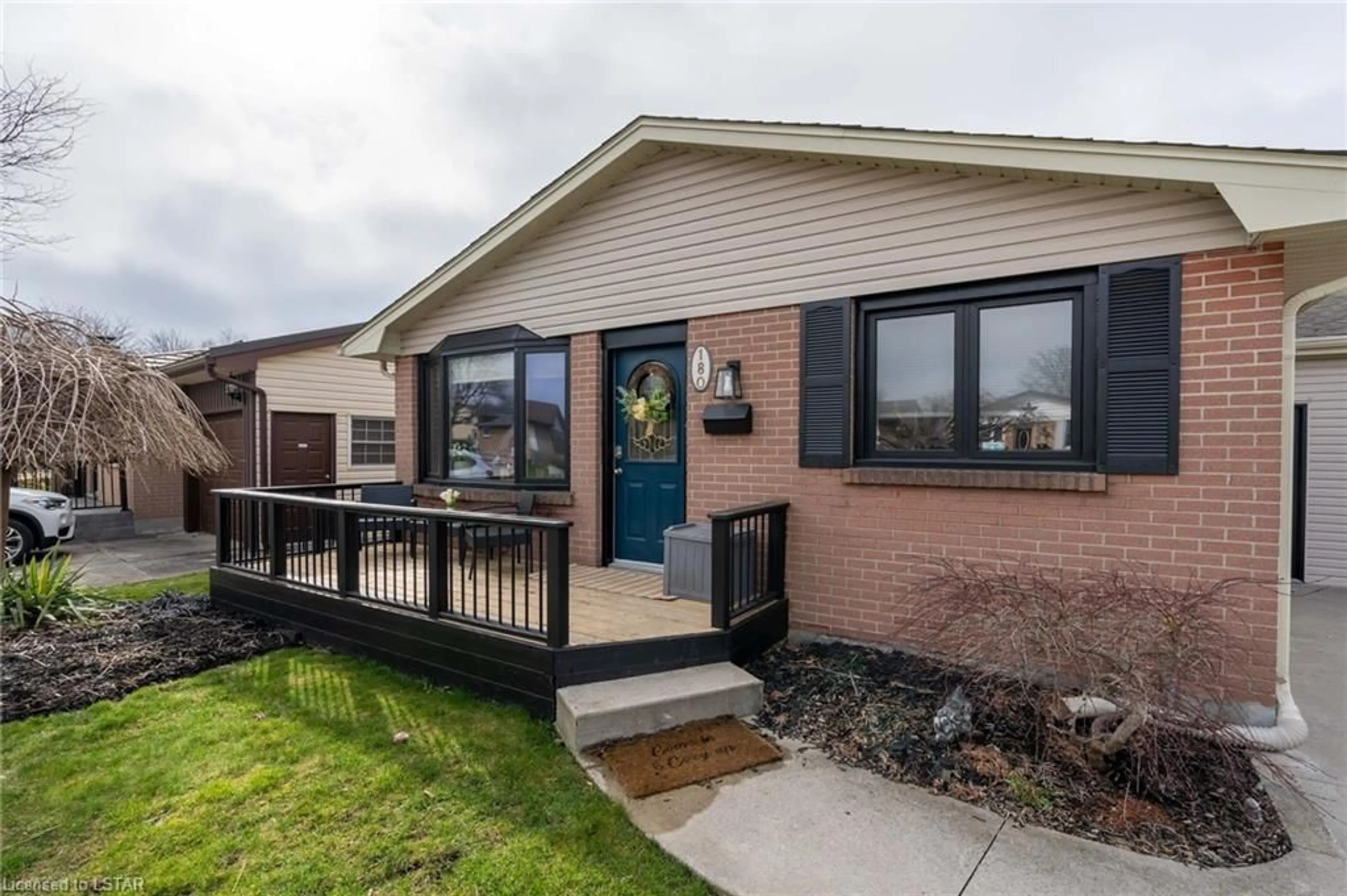 Home with brick exterior material for 180 Kipling Ave, London Ontario N5V 1K2