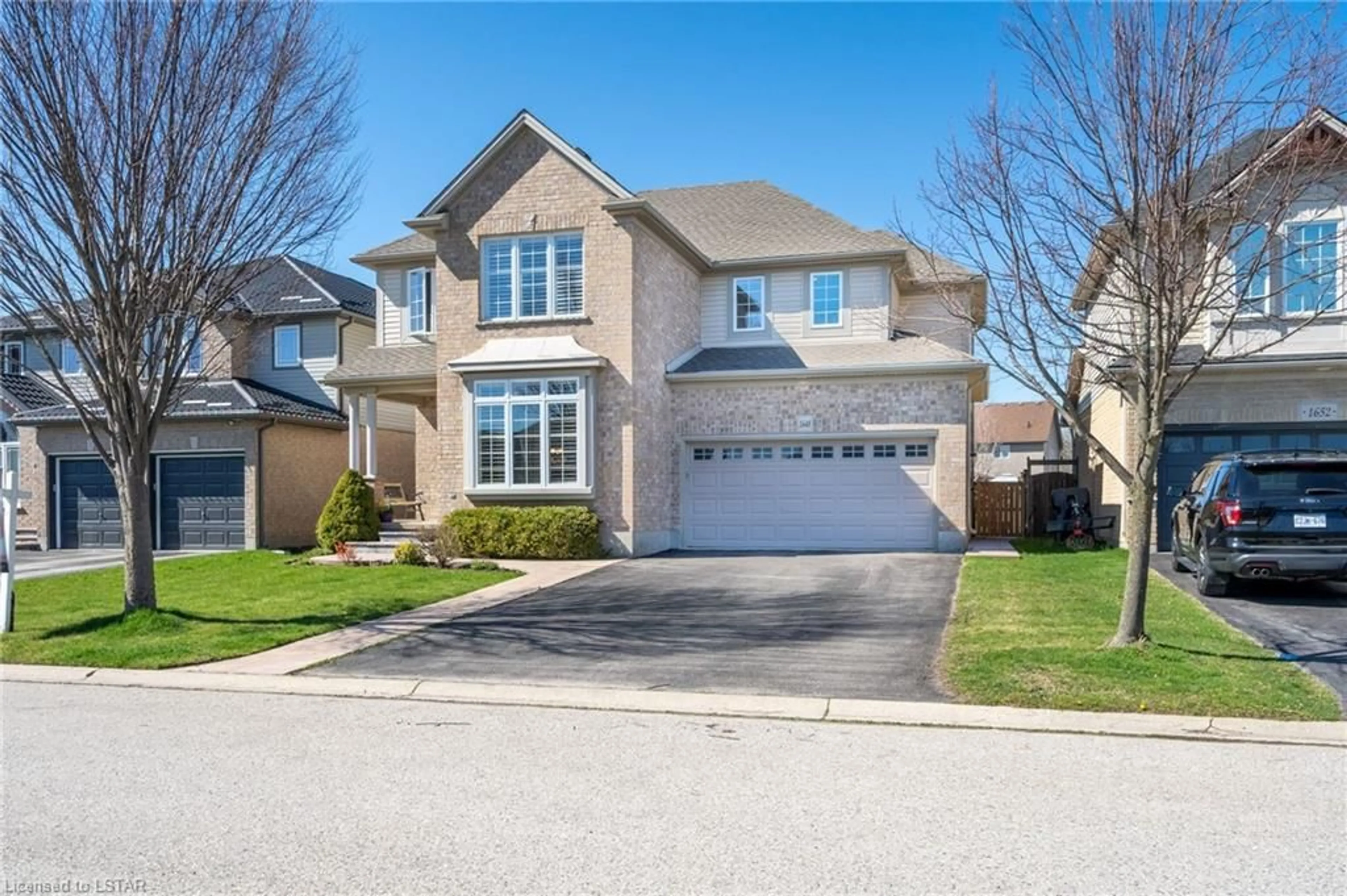 Frontside or backside of a home for 1648 Portrush Way, London Ontario N5X 0C1