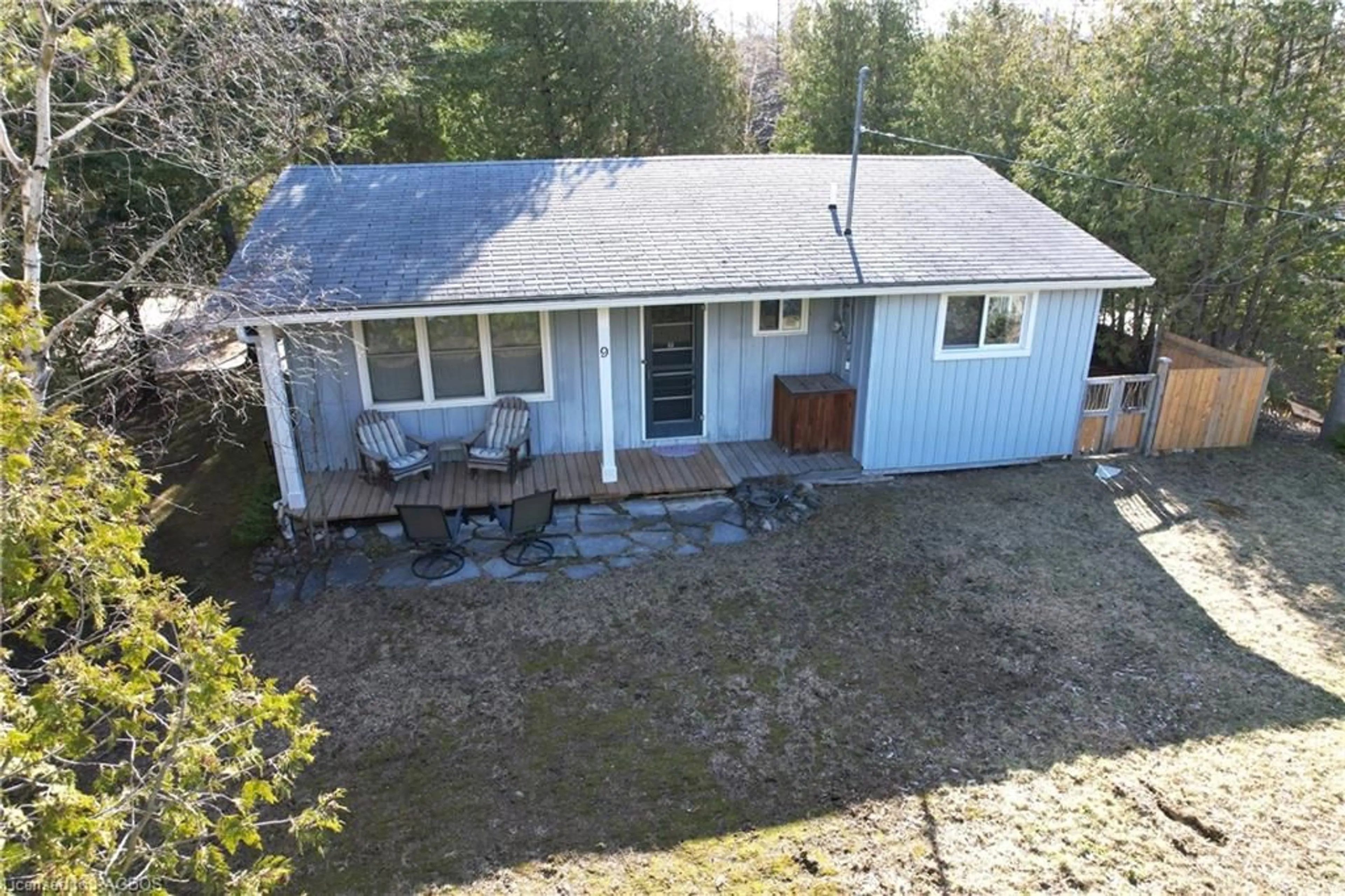 Cottage for 9 18th St, Saugeen Indian Reserve #29 Ontario N0H 2G0