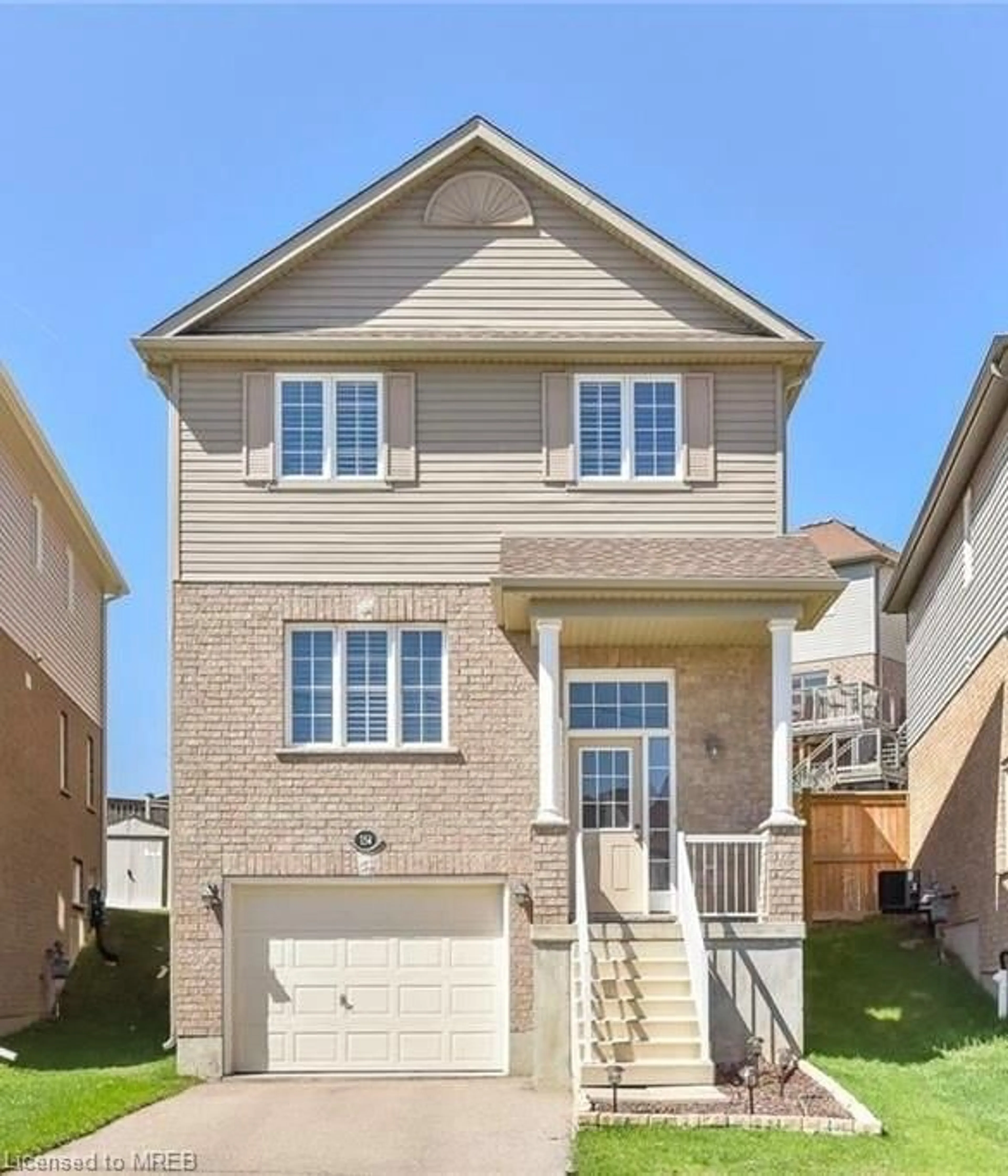 Frontside or backside of a home for 154 Newcastle Dr, Kitchener Ontario N2R 1W4