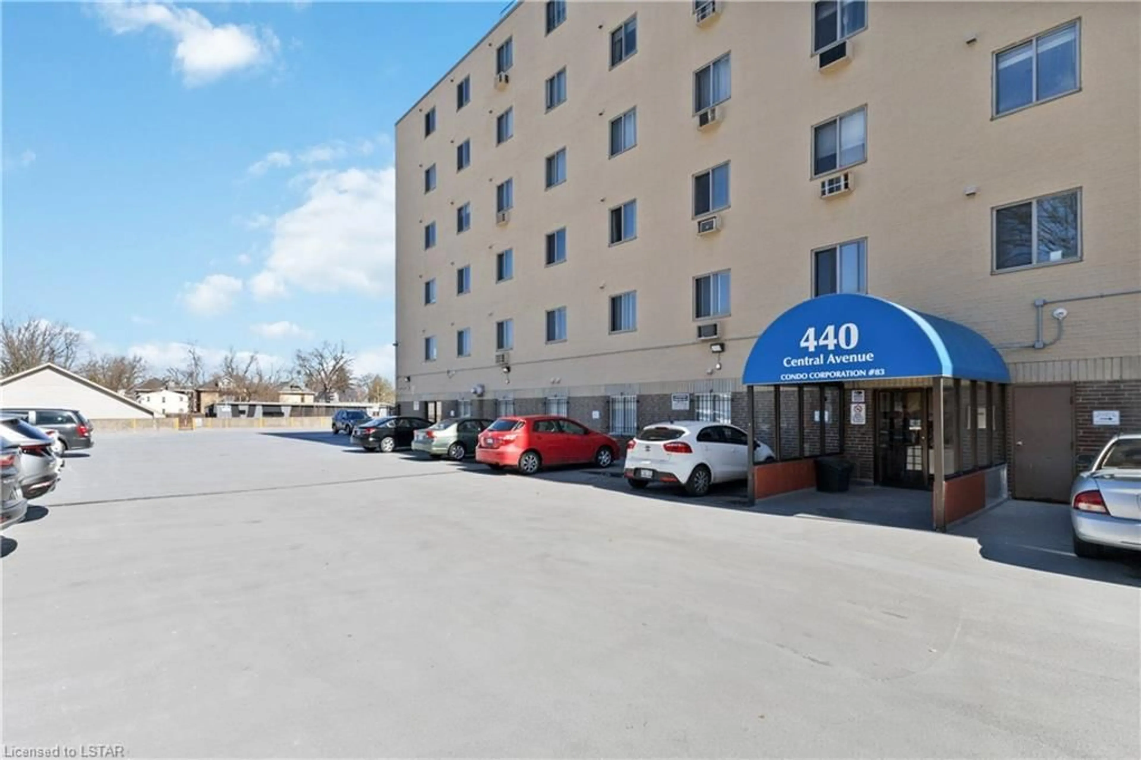 Patio for 440 Central Ave #304, London Ontario N6B 2E5