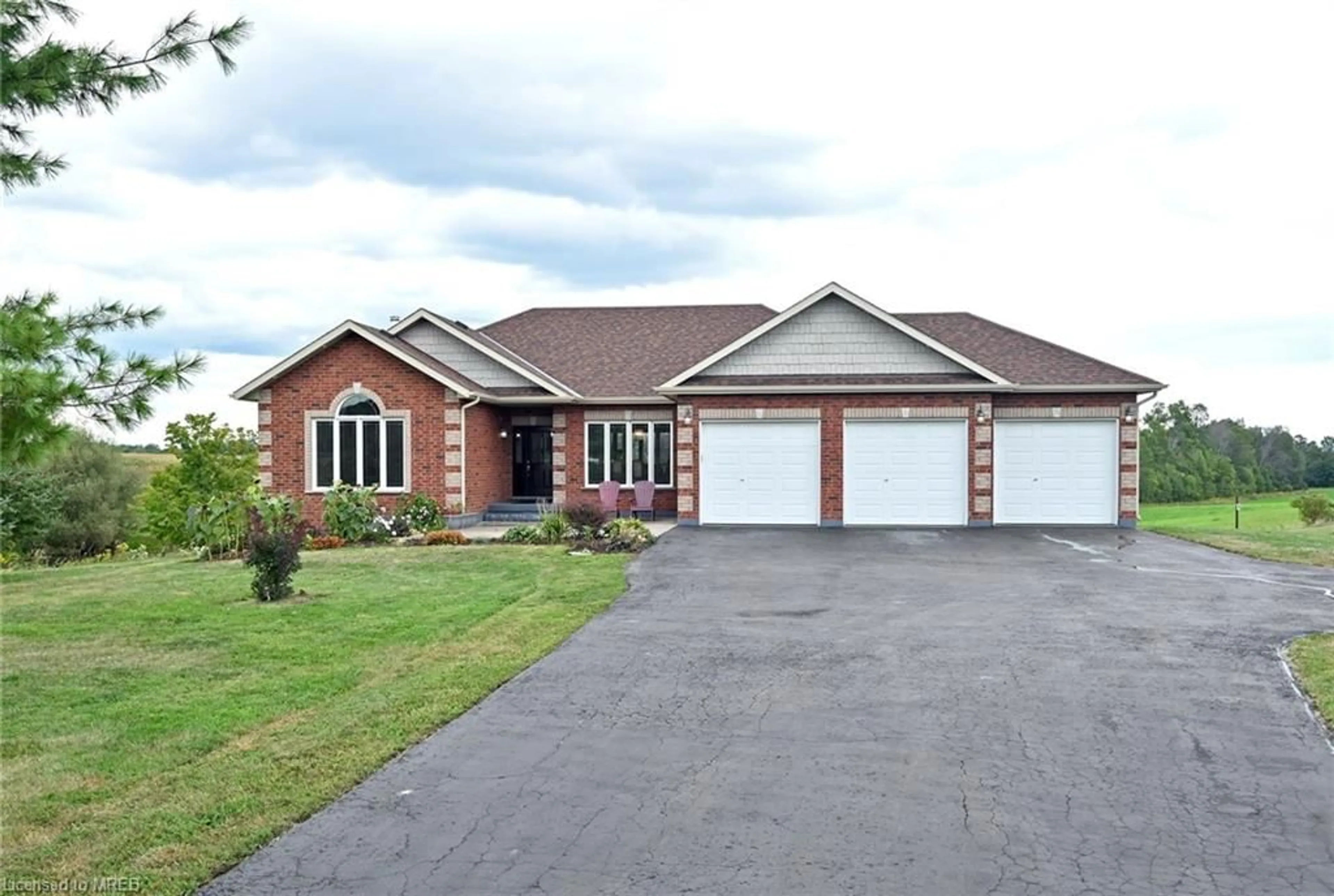 Home with brick exterior material for 5759 Concession 3 Rd, Simcoe Ontario L0M 1J0