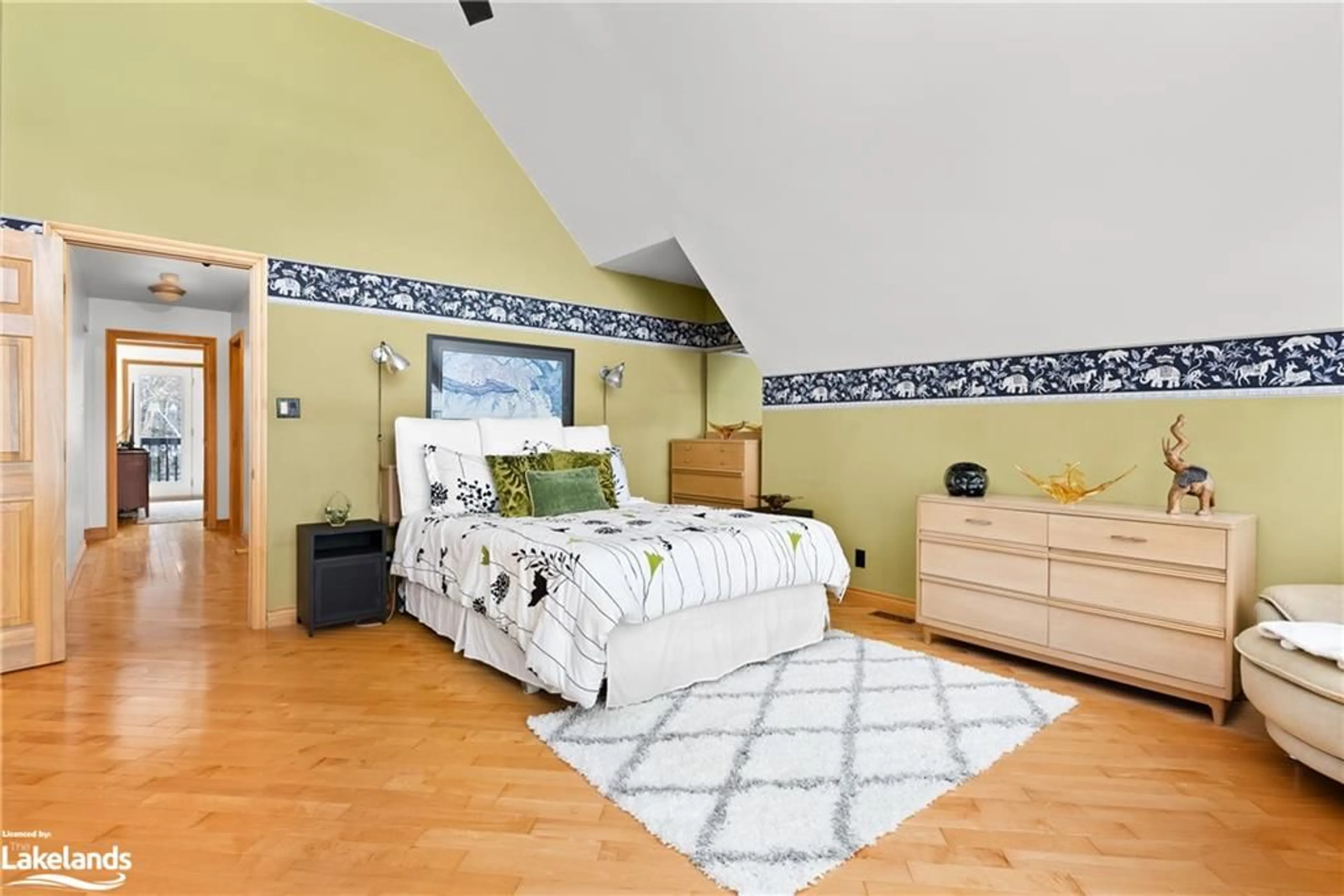 Bedroom for 494 Swalwell Dr, Powassan Ontario P0H 1Z0