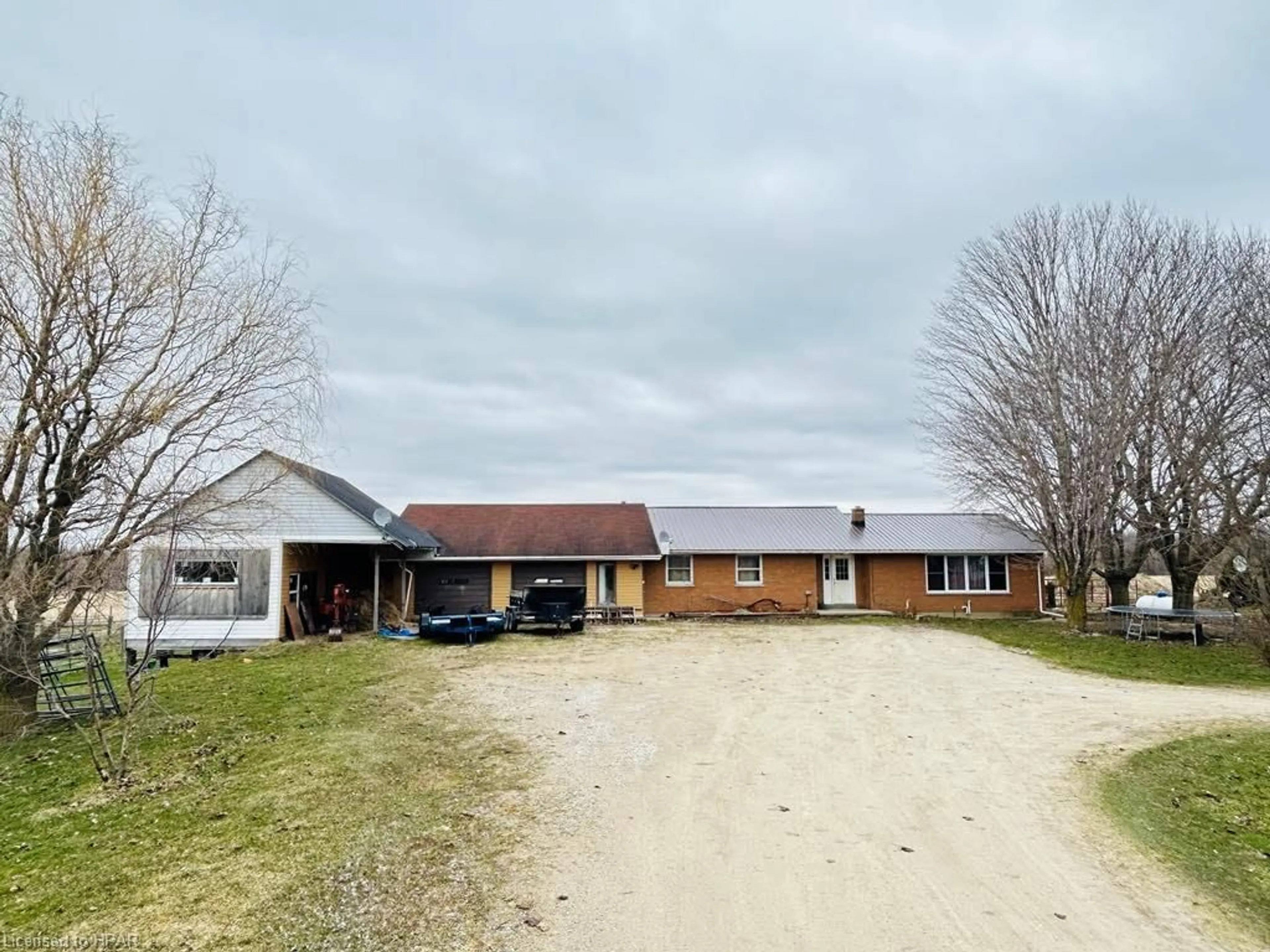 Outside view for 40322 Stone School Rd, Morris-Turnberry (Munic) Ontario N0G 2W0