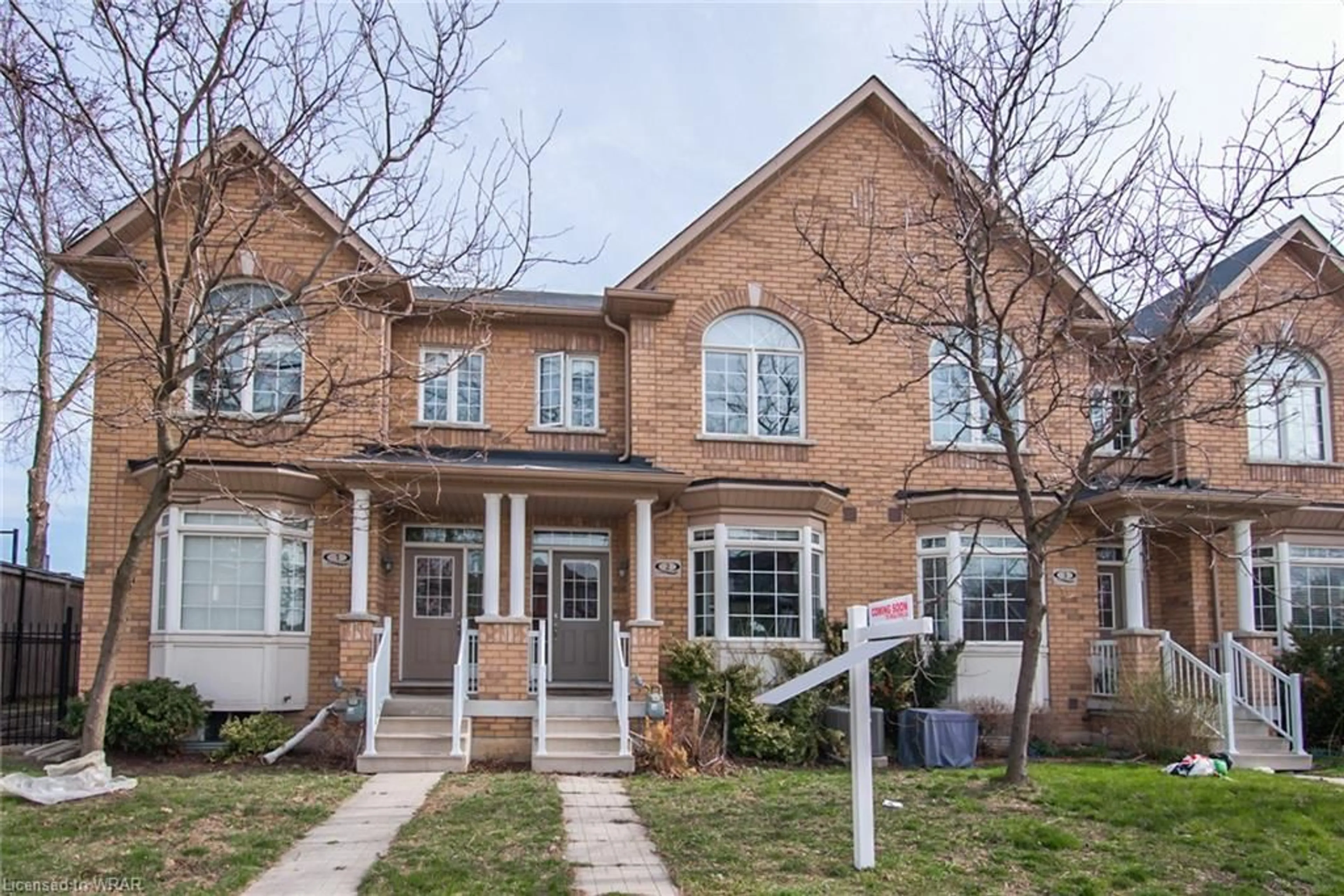 Home with brick exterior material for 110 Highland Rd #2, Kitchener Ontario N2M 3S1