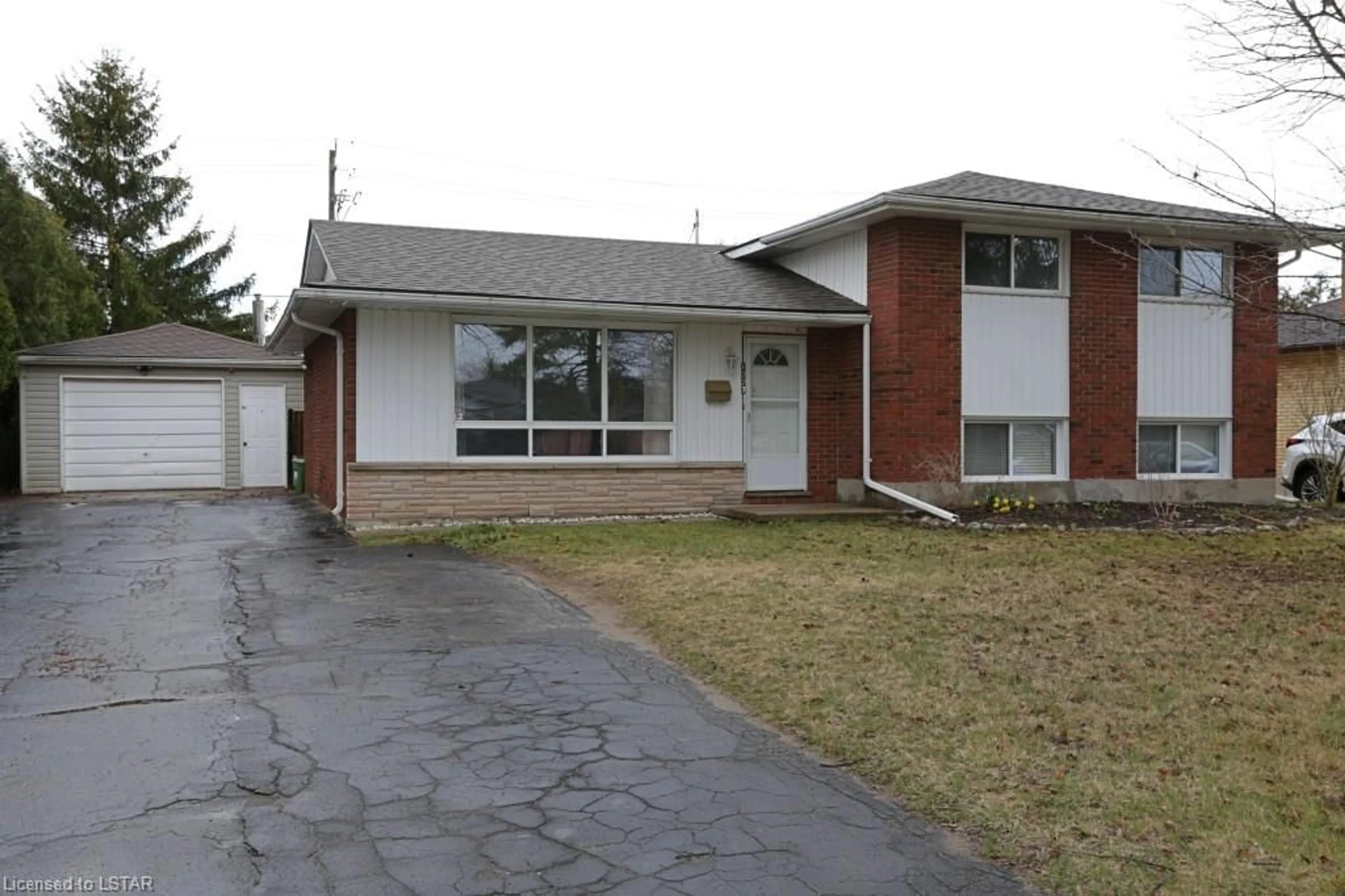 Frontside or backside of a home for 1227 Toukay Cres, London Ontario N5V 2X8