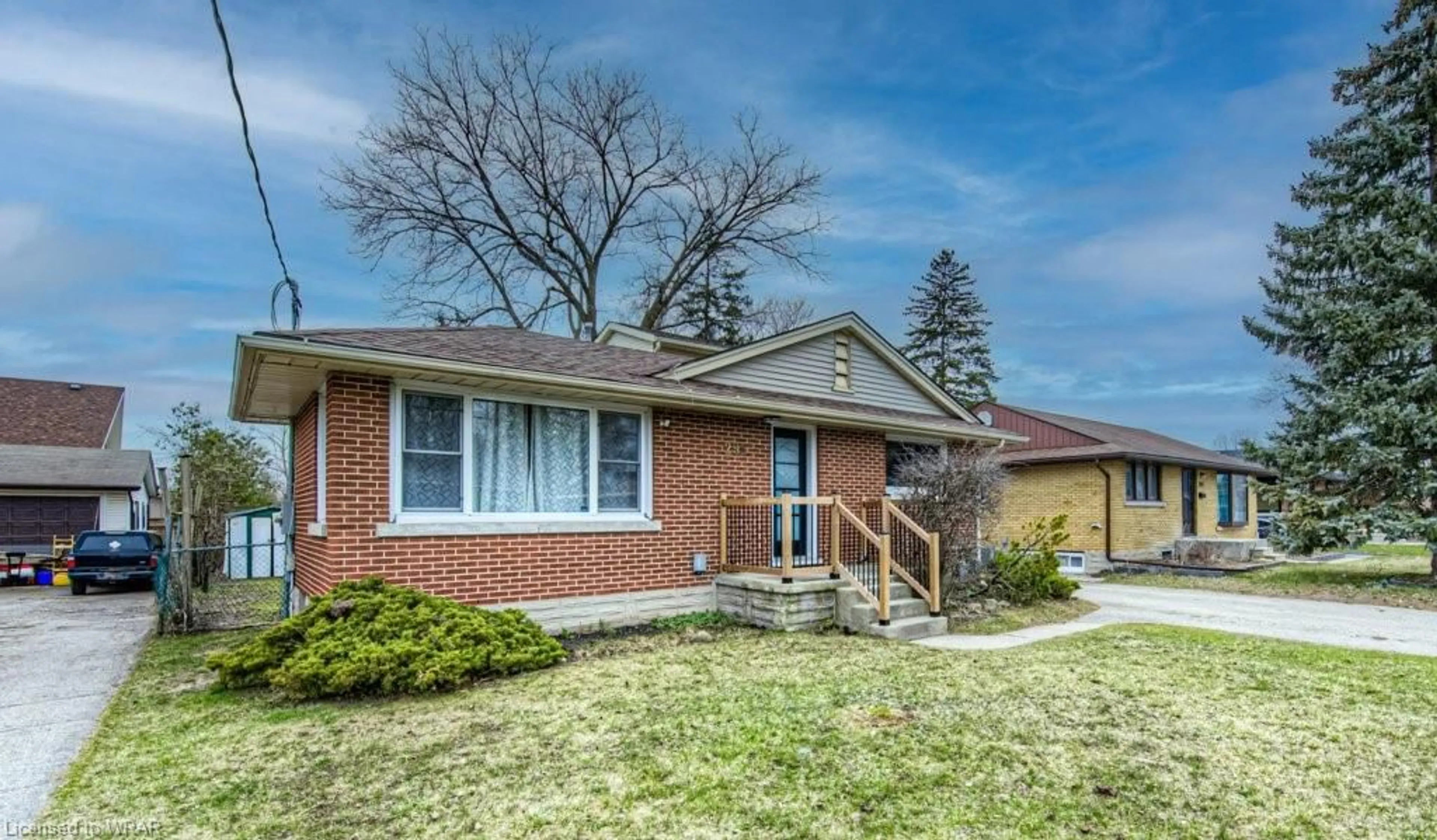 Home with brick exterior material for 295 Connaught St, Kitchener Ontario N2C 1B5